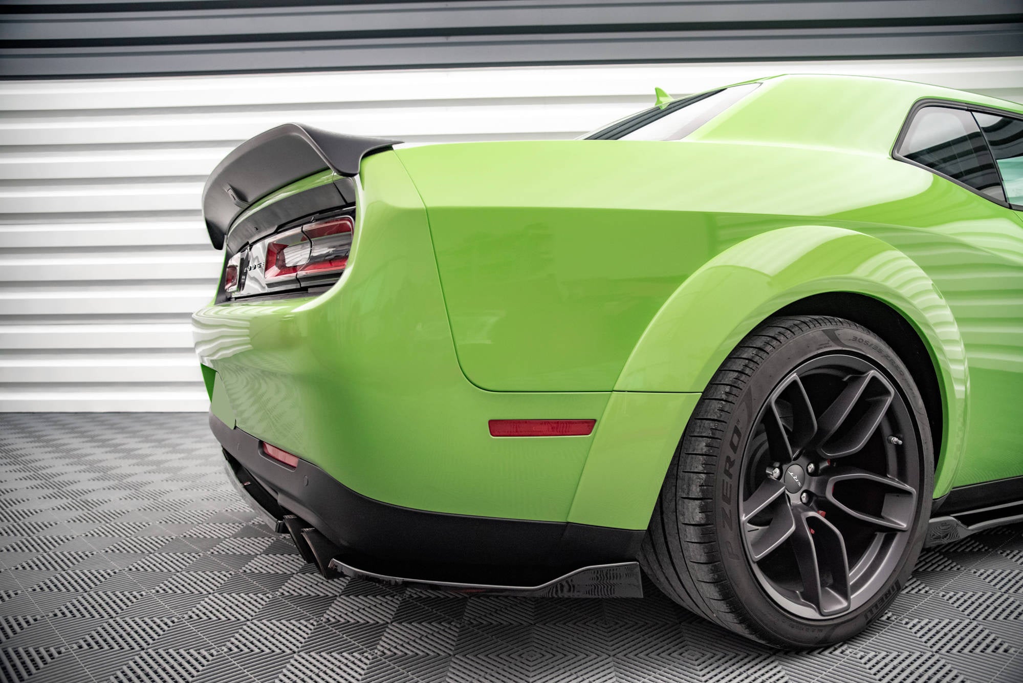 Maxton Design Set Of Splitters para Dodge Challenger SRT Hellcat Widebody Mk3 - imagen 8