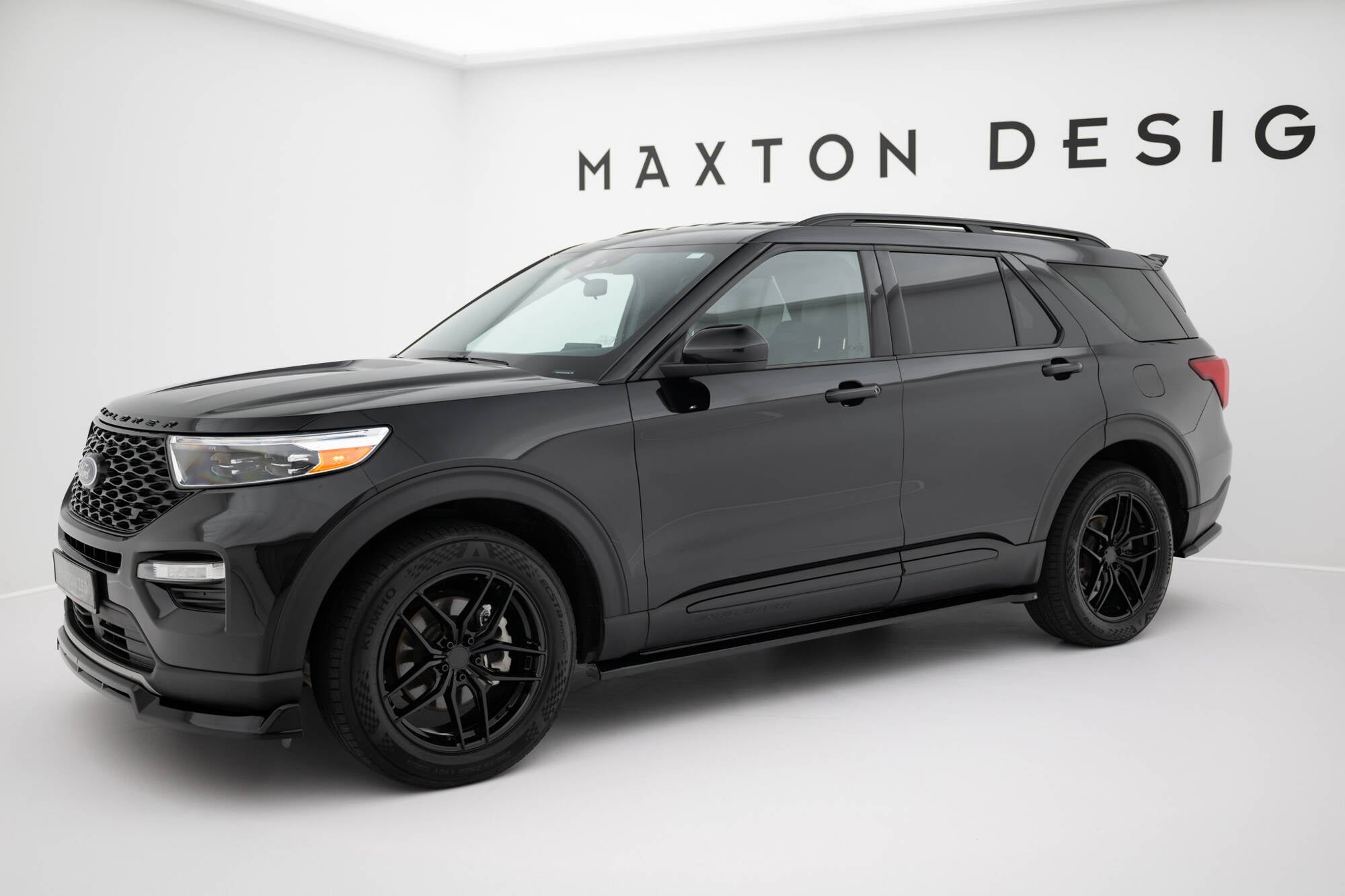 Maxton Design Set Of Splitters para Ford Explorer XLT Mk6 - imagen 1