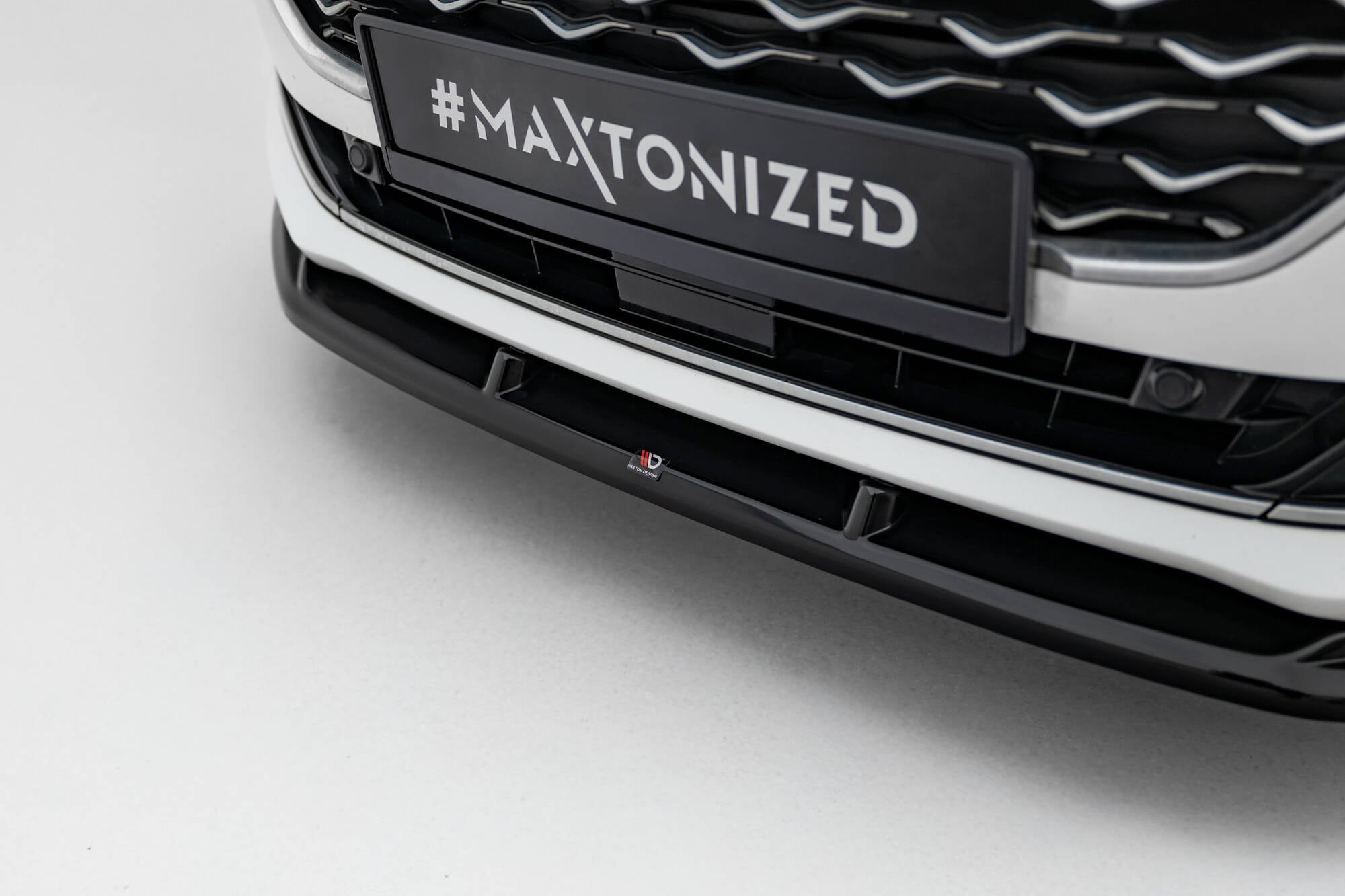 Maxton Design Set Of Splitters para Ford Focus Vignale Estate Mk4 - imagen 4