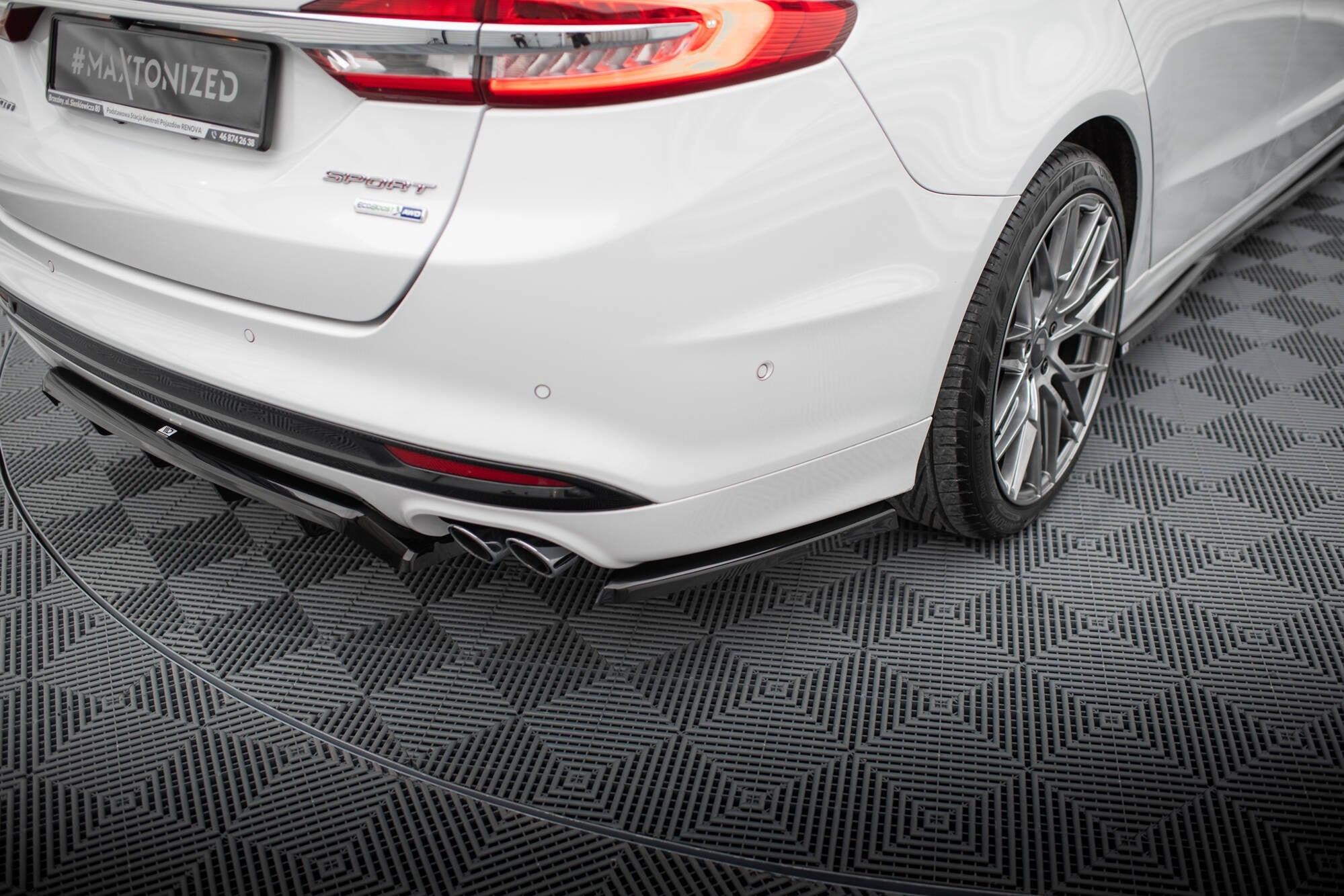 Maxton Design Set Of Splitters para Ford Mondeo Sport Mk5 Facelift / Fusion Sport Mk2 Facelift - imagen 10