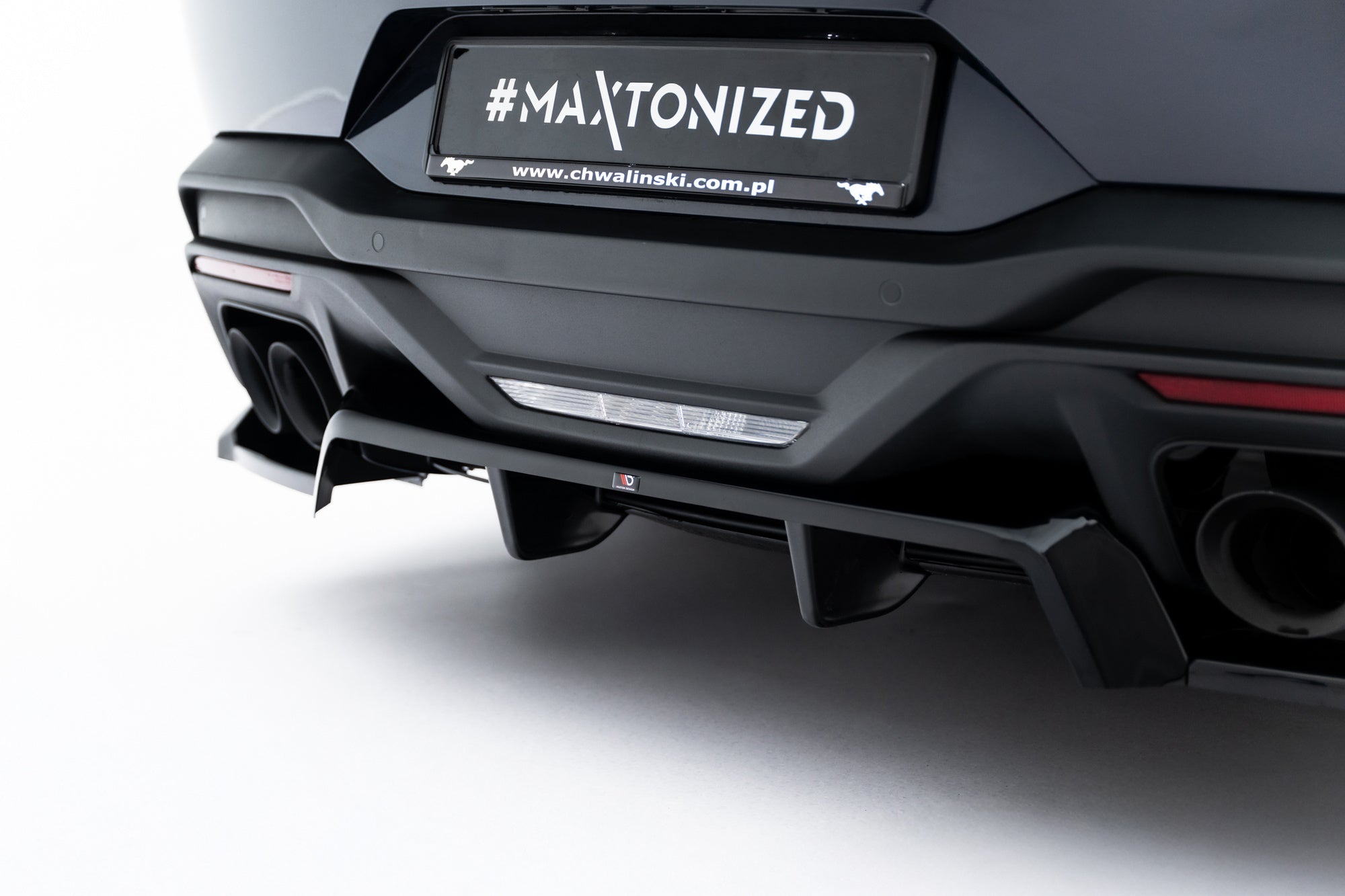 Maxton Design Set Of Splitters para Ford Mustang Dark Horse Mk7 - imagen 10