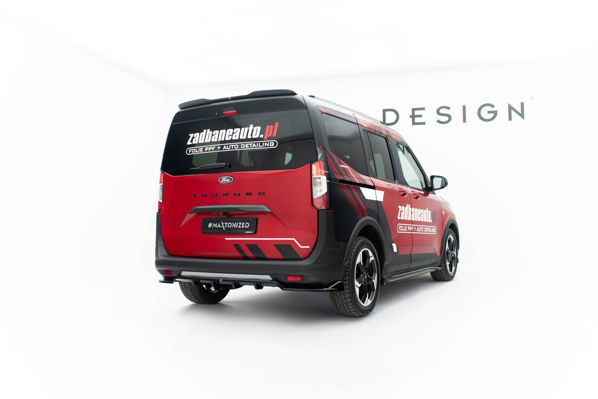 Maxton Design Set Of Splitters para Ford Tourneo Courier Mk2 - imagen 7