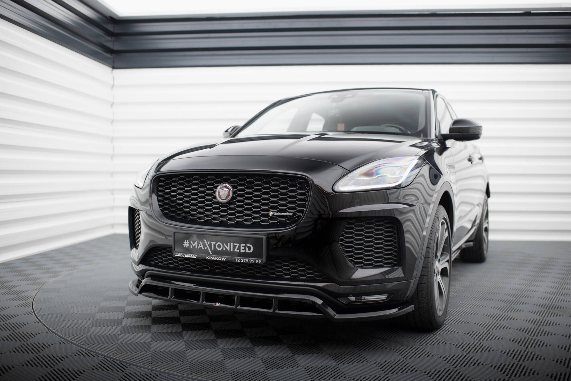 Maxton Design Set Of Splitters para Jaguar E-Pace R-Dynamic X540 - imagen 3