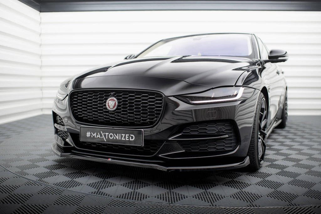 Maxton Design Set Of Splitters para Jaguar XE X760 Facelift - imagen 3