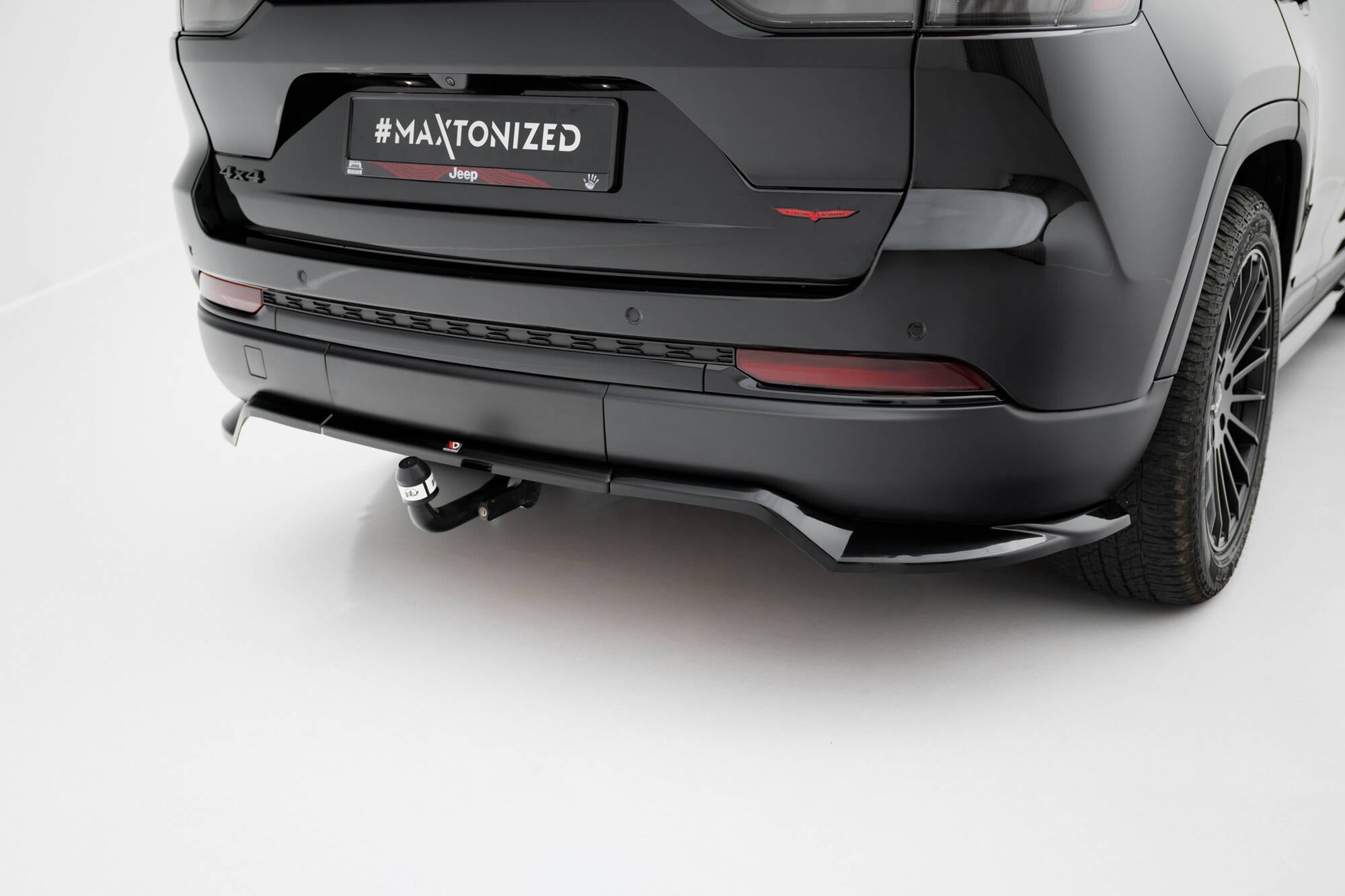 Maxton Design Set Of Splitters para Jeep Grand Cherokee Trailhawk Mk5 - imagen 11
