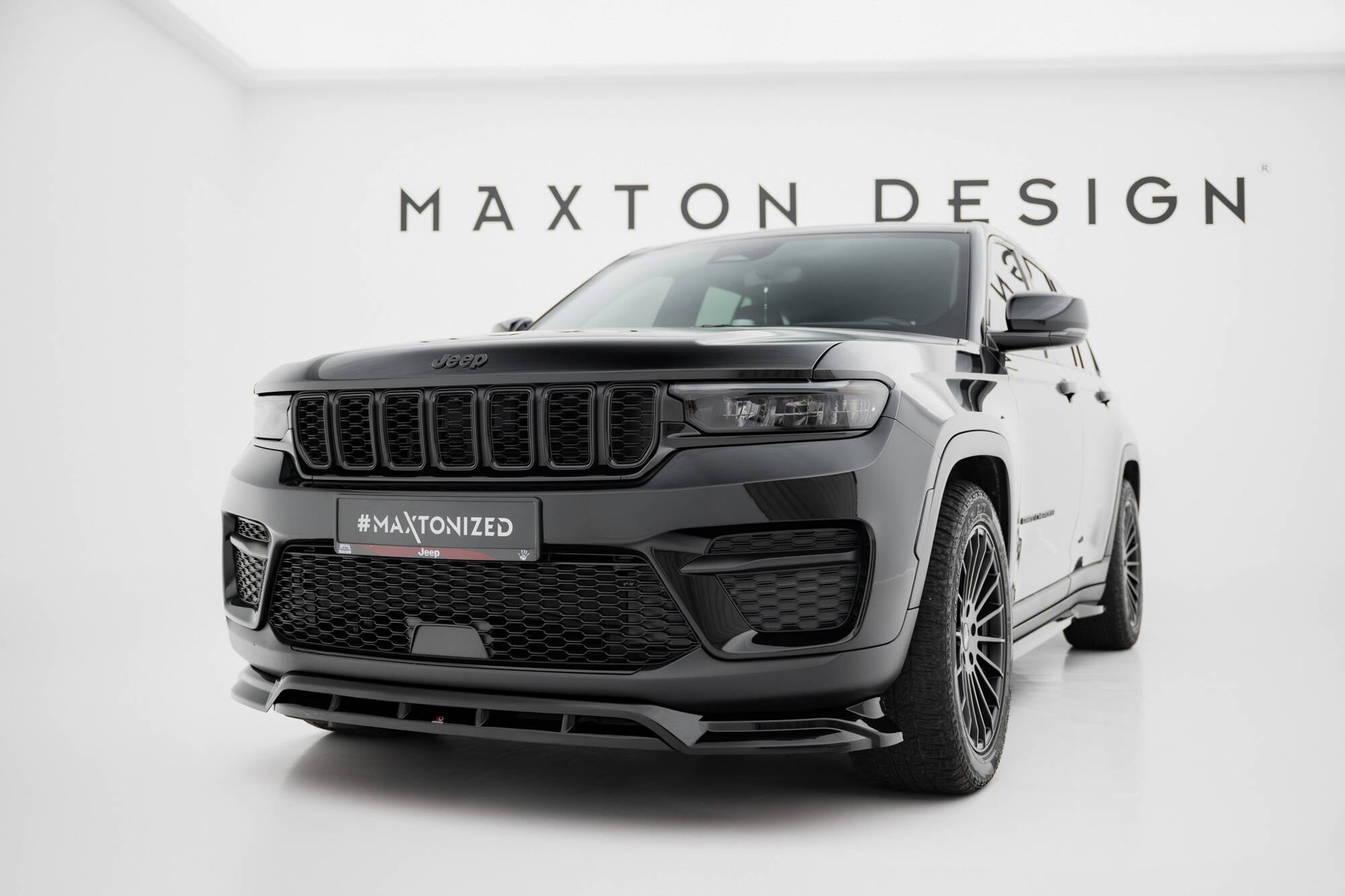 Maxton Design Set Of Splitters para Jeep Grand Cherokee Trailhawk Mk5 - imagen 3
