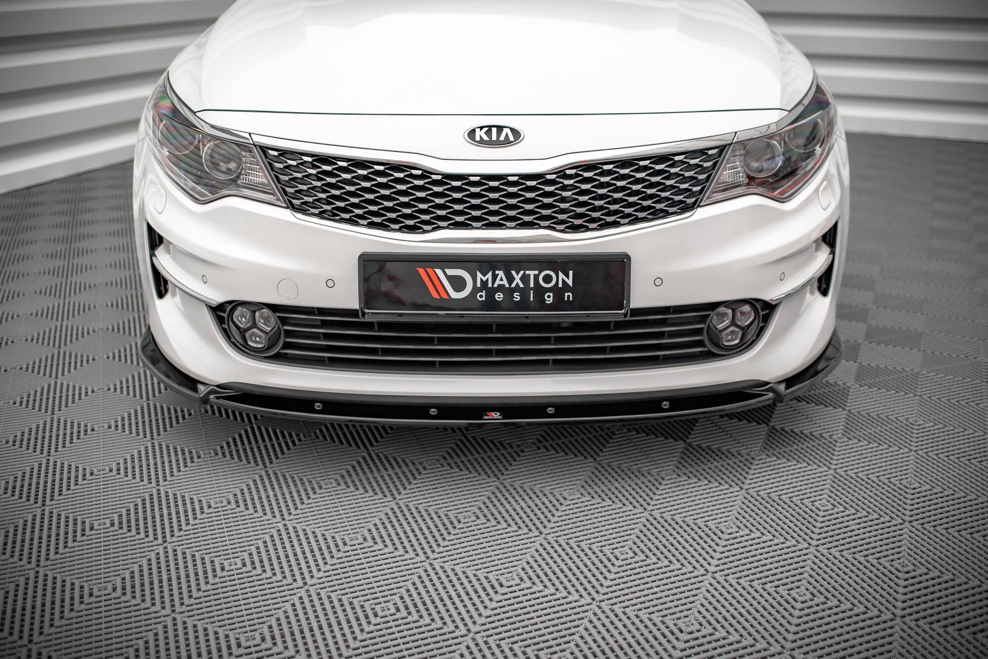 Maxton Design Set Of Splitters para Kia Optima Mk4 - imagen 2