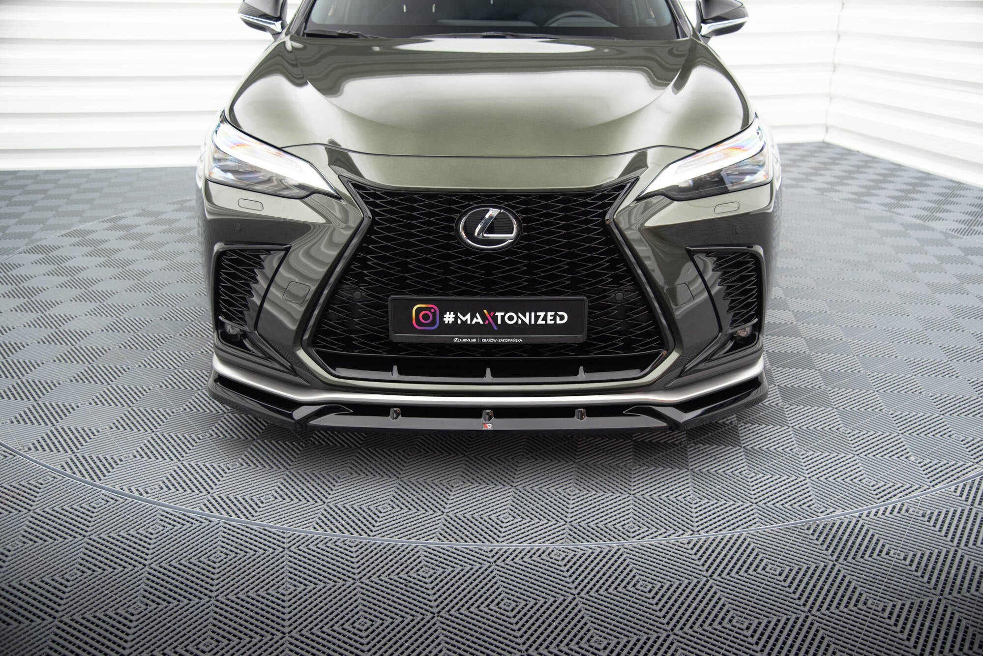 Maxton Design Set Of Splitters para Lexus NX F-Sport Mk2 - imagen 2