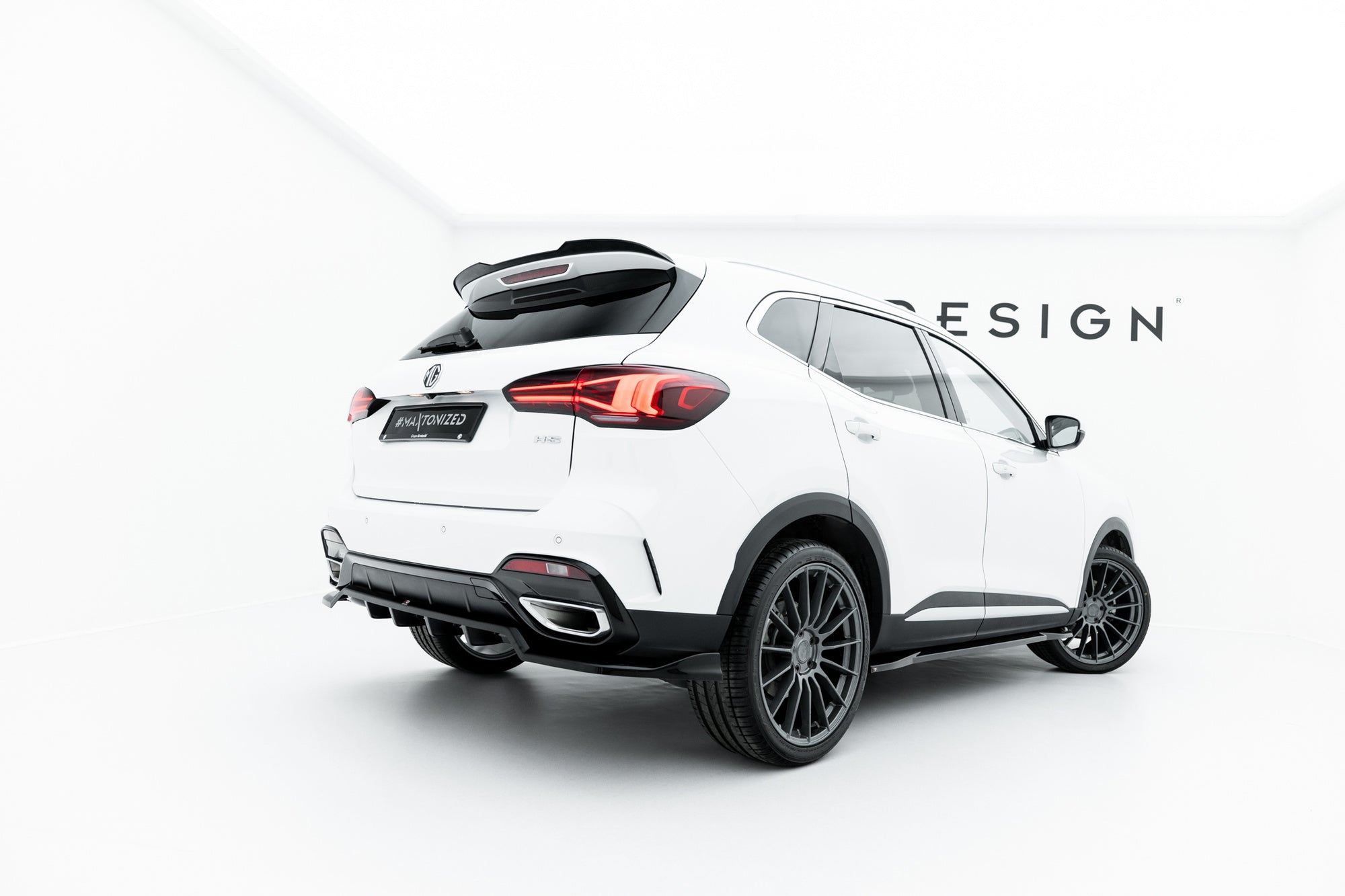 Maxton Design Set Of Splitters para MG HS Mk1 Facelift - imagen 9
