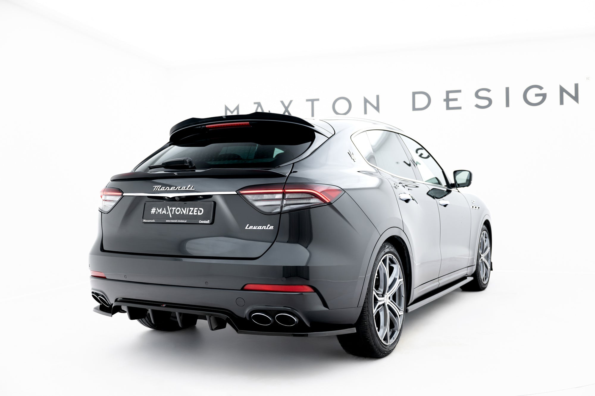 Maxton Design Set Of Splitters para Maserati Levante GT Mk1 Facelift - imagen 7