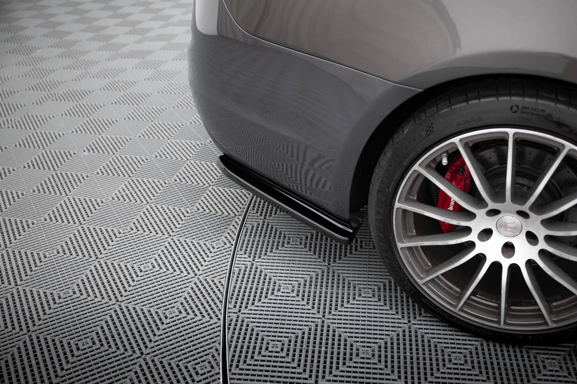 Maxton Design Set Of Splitters para Maserati Quattroporte Mk6 - imagen 10
