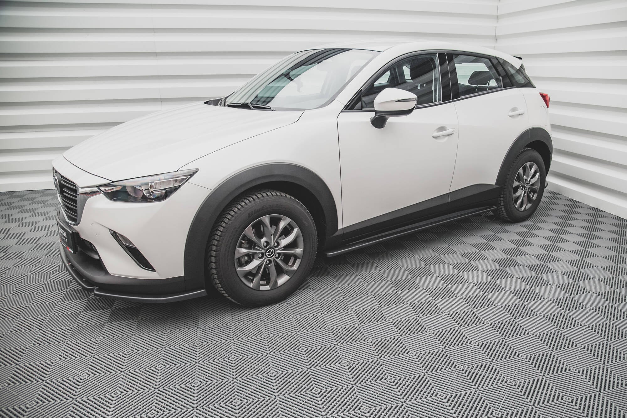 Maxton Design Set Of Splitters para Mazda CX-3 - imagen 1