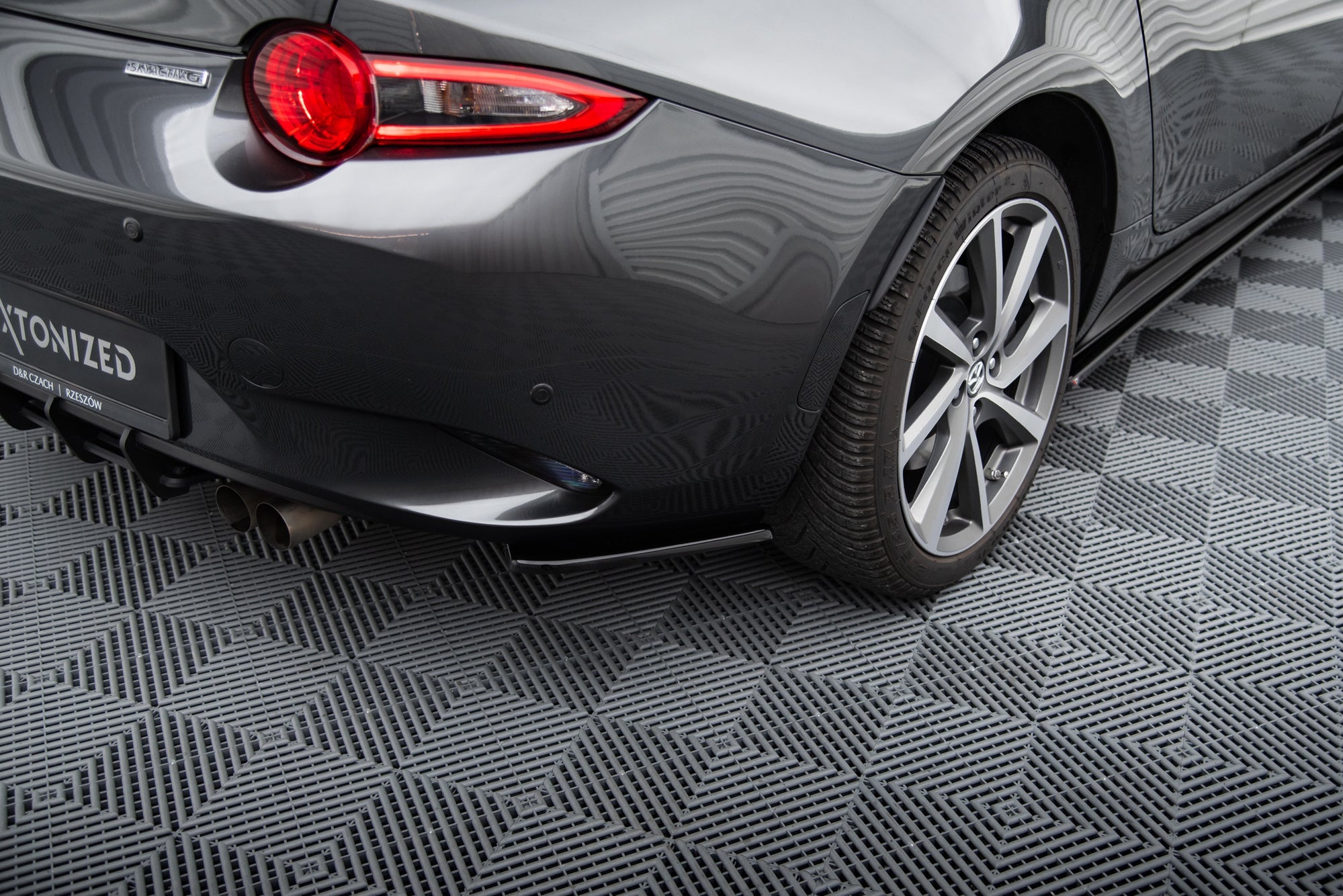 Maxton Design Set Of Splitters para Mazda MX-5 ND (Mk4) - imagen 9