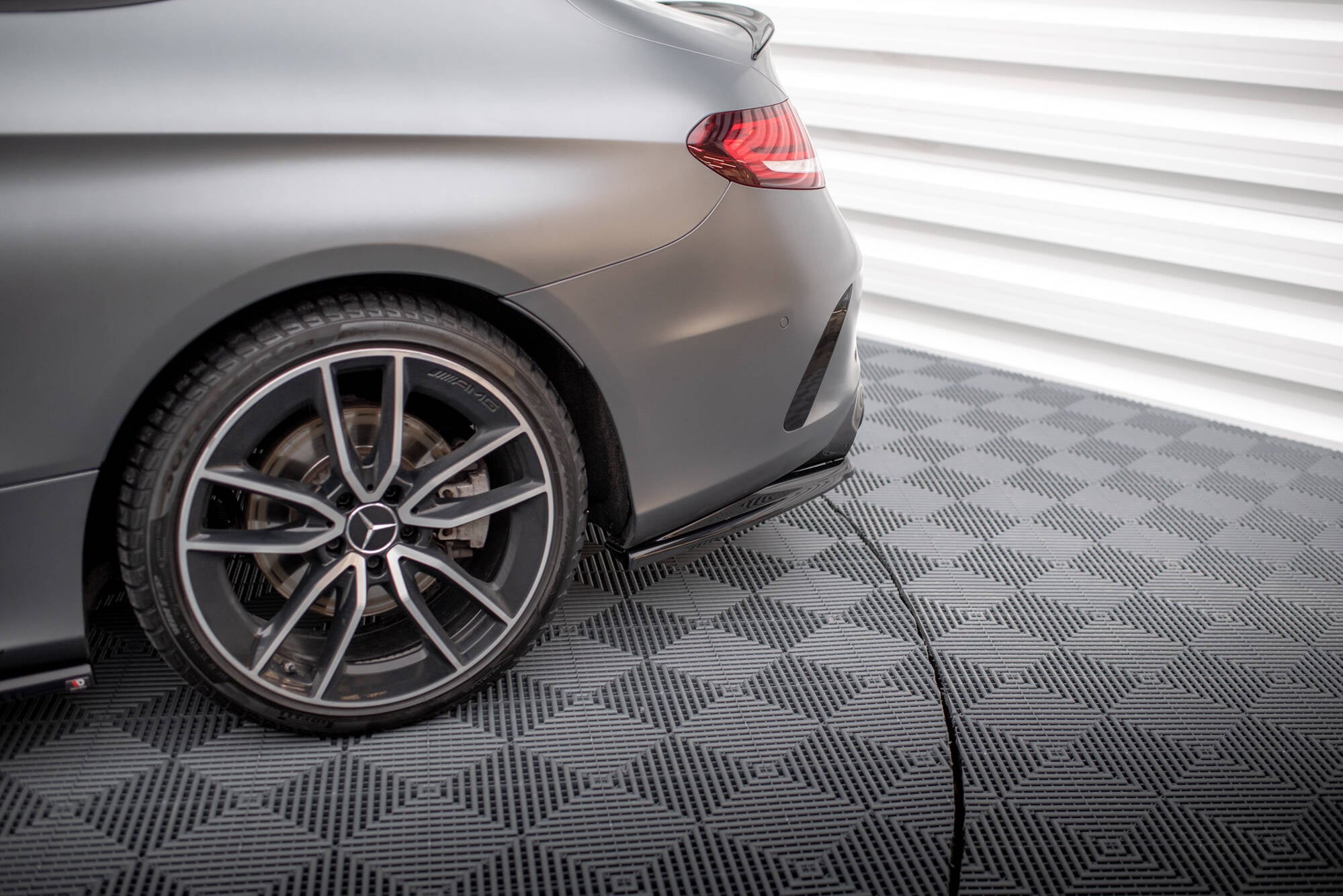 Maxton Design Set Of Splitters para Mercedes-AMG C43 Coupe C205 Facelift - imagen 7
