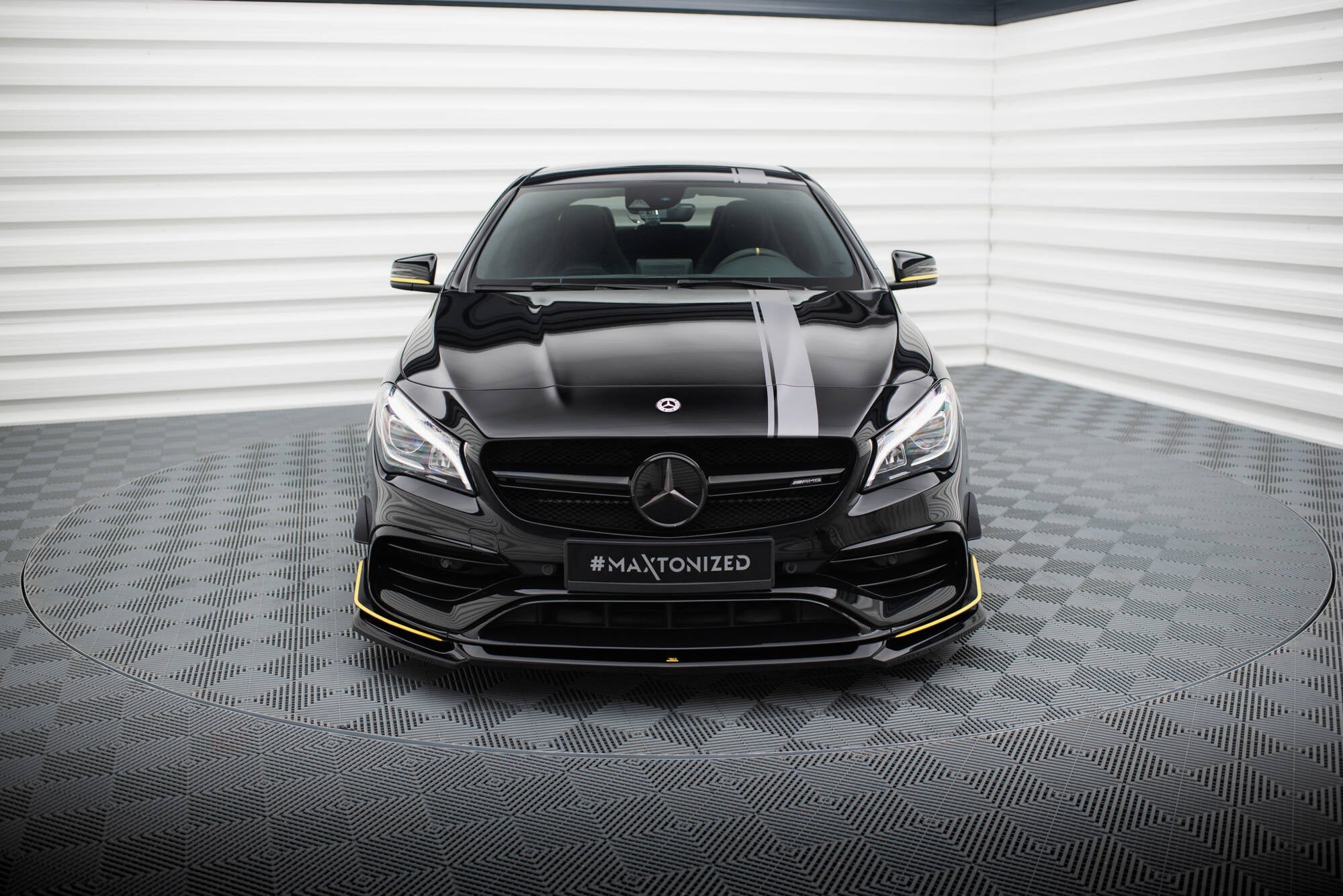Maxton Design Set Of Splitters para Mercedes-AMG CLA 45 Aero C117 Facelift - imagen 3
