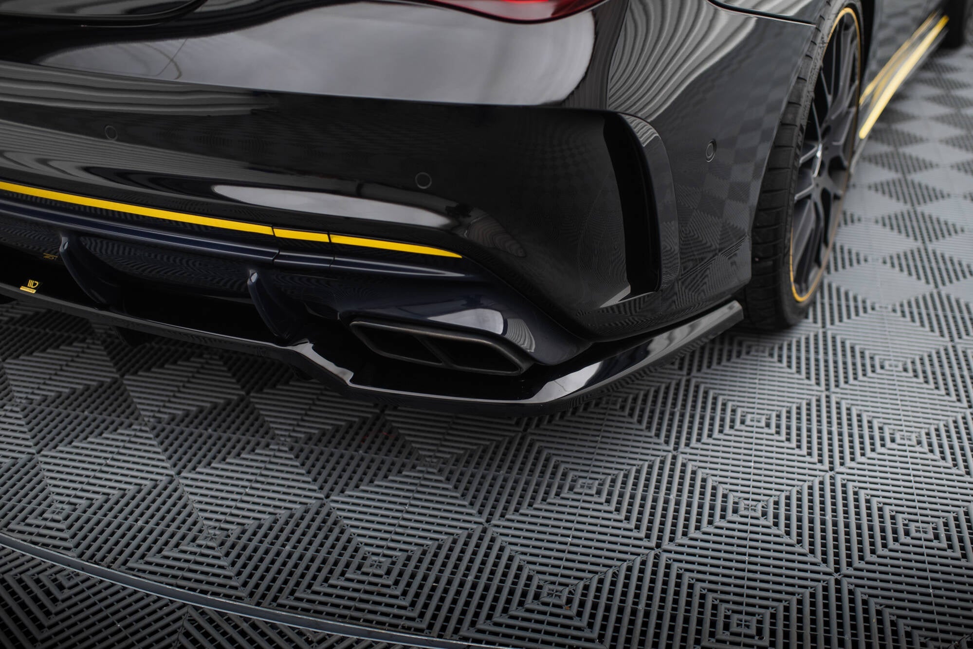 Maxton Design Set Of Splitters para Mercedes-AMG CLA 45 Aero C117 Facelift - imagen 8
