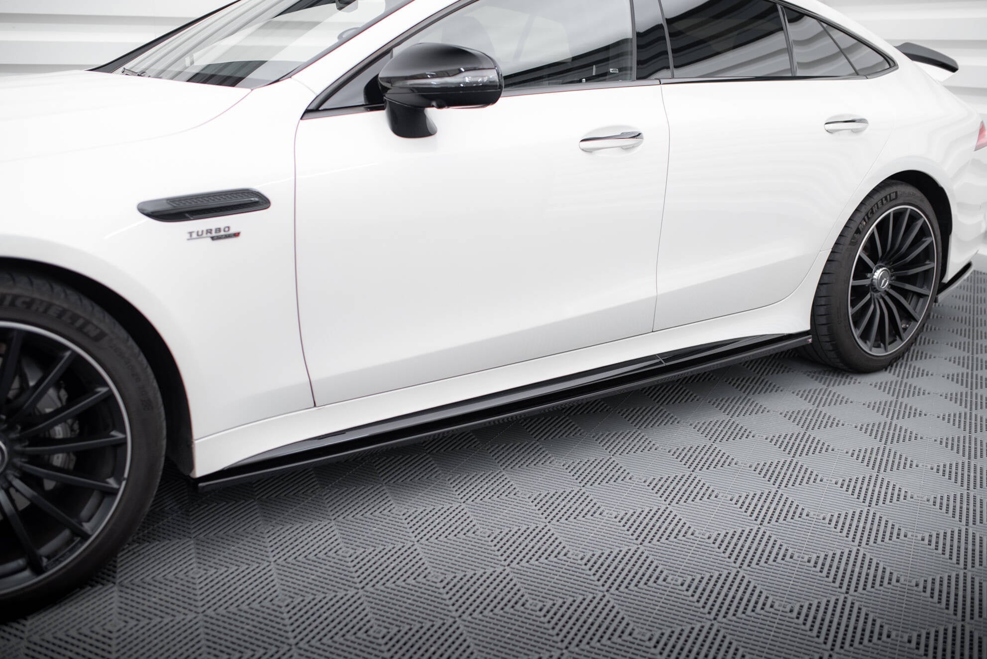 Maxton Design Set Of Splitters para Mercedes-AMG GT 43 4 Door Coupe V8 Styling Package X290 - imagen 5
