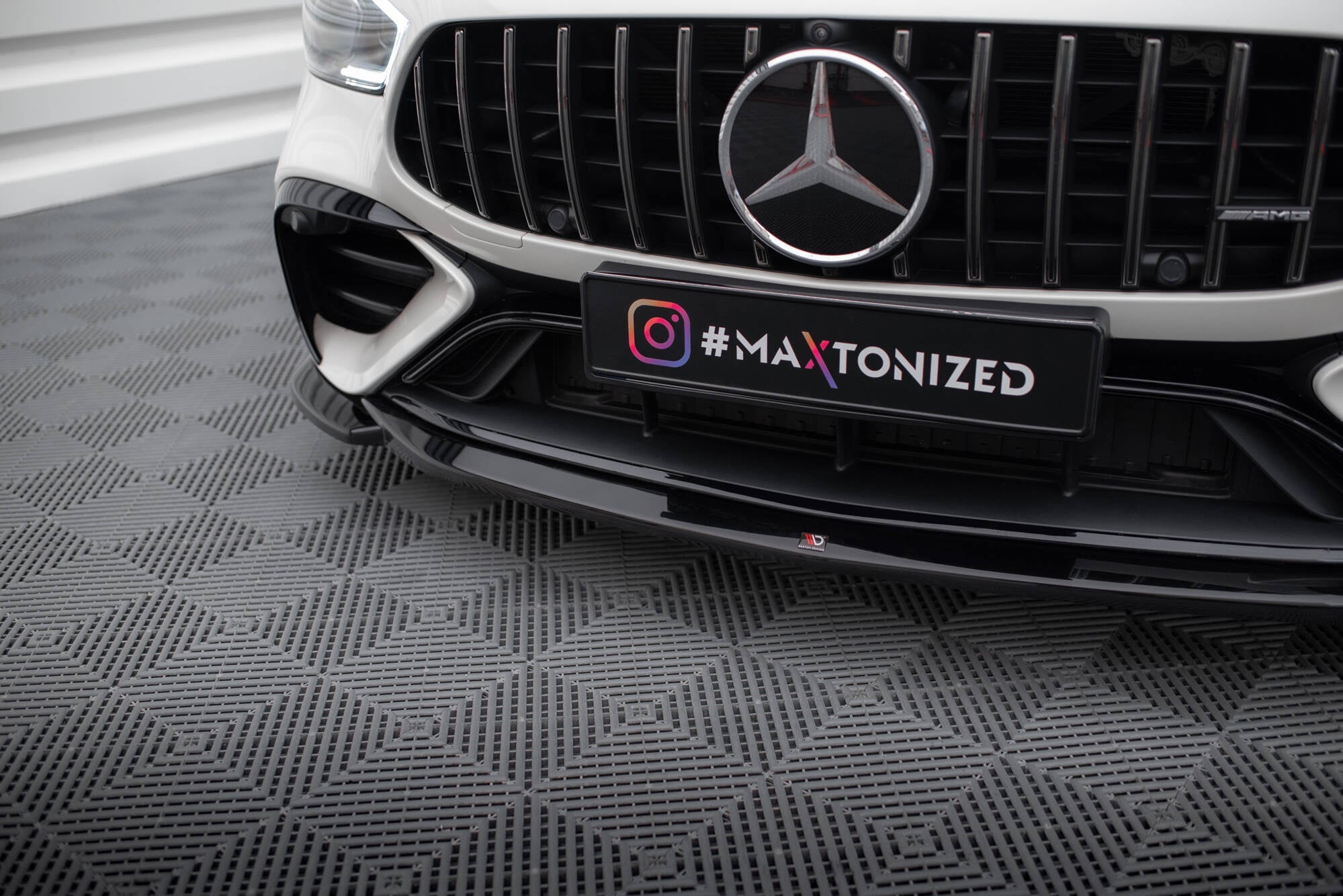 Maxton Design Set Of Splitters para Mercedes-AMG GT 43 4 Door Coupe V8 Styling Package X290 - imagen 3