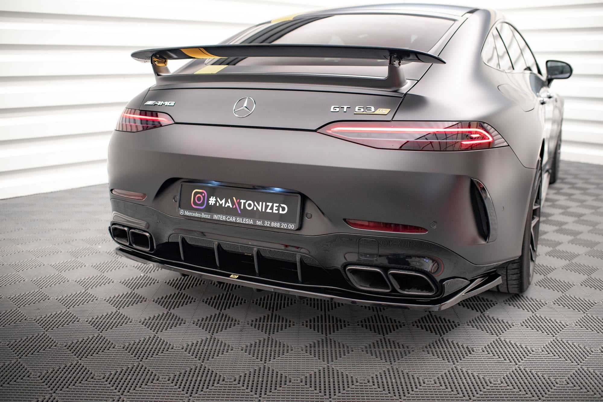 Maxton Design Set Of Splitters para Mercedes-AMG GT 63S 4 Door Coupe Aero X290 - imagen 8