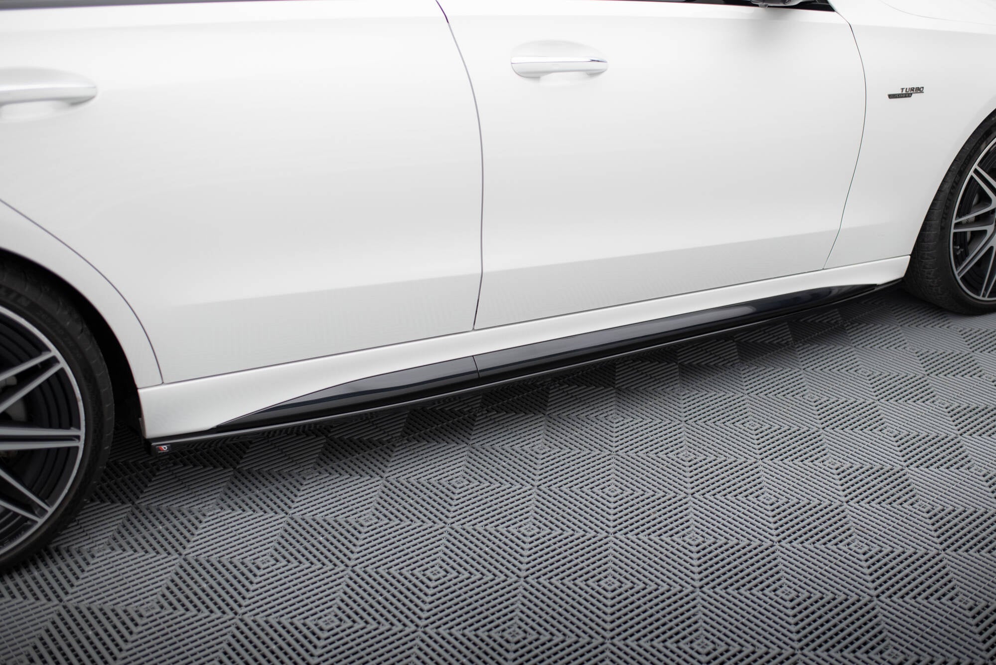 Maxton Design Set Of Splitters para Mercedes-Benz C Estate AMG-Line / 43 AMG S206 - imagen 6