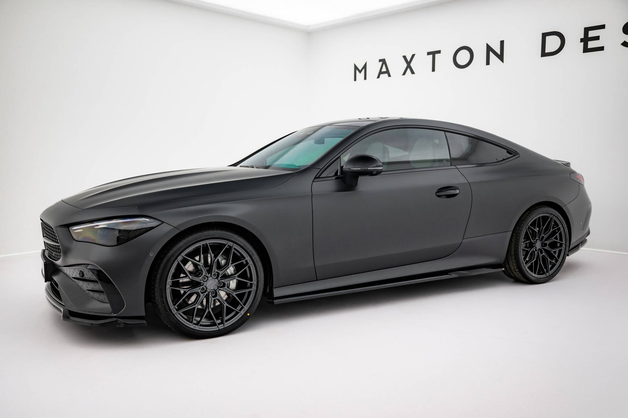 Maxton Design Set Of Splitters para Mercedes-Benz CLE AMG-Line C236 - imagen 1