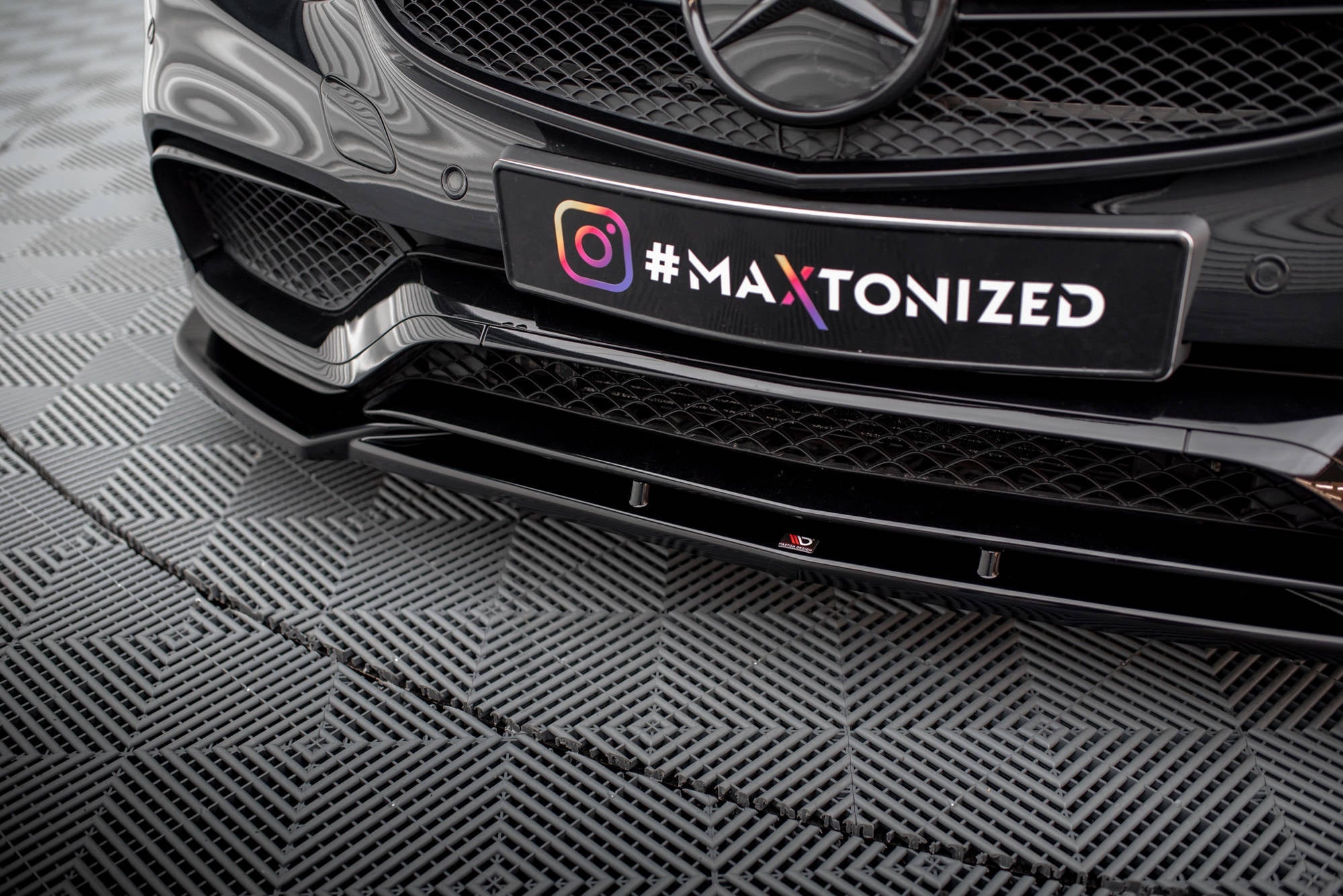 Maxton Design Set Of Splitters para Mercedes-Benz E63 AMG Sedan W212 Facelift - imagen 3