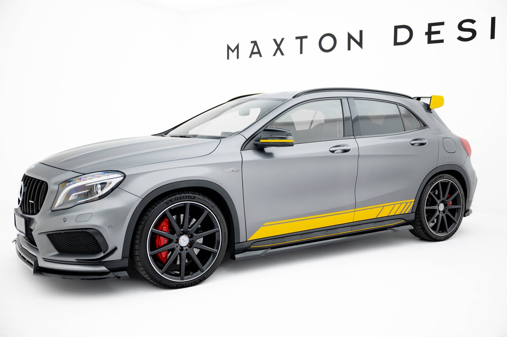 Maxton Design Set Of Splitters para Mercedes-Benz GLA 45 AMG Off-roader X156 - imagen 1