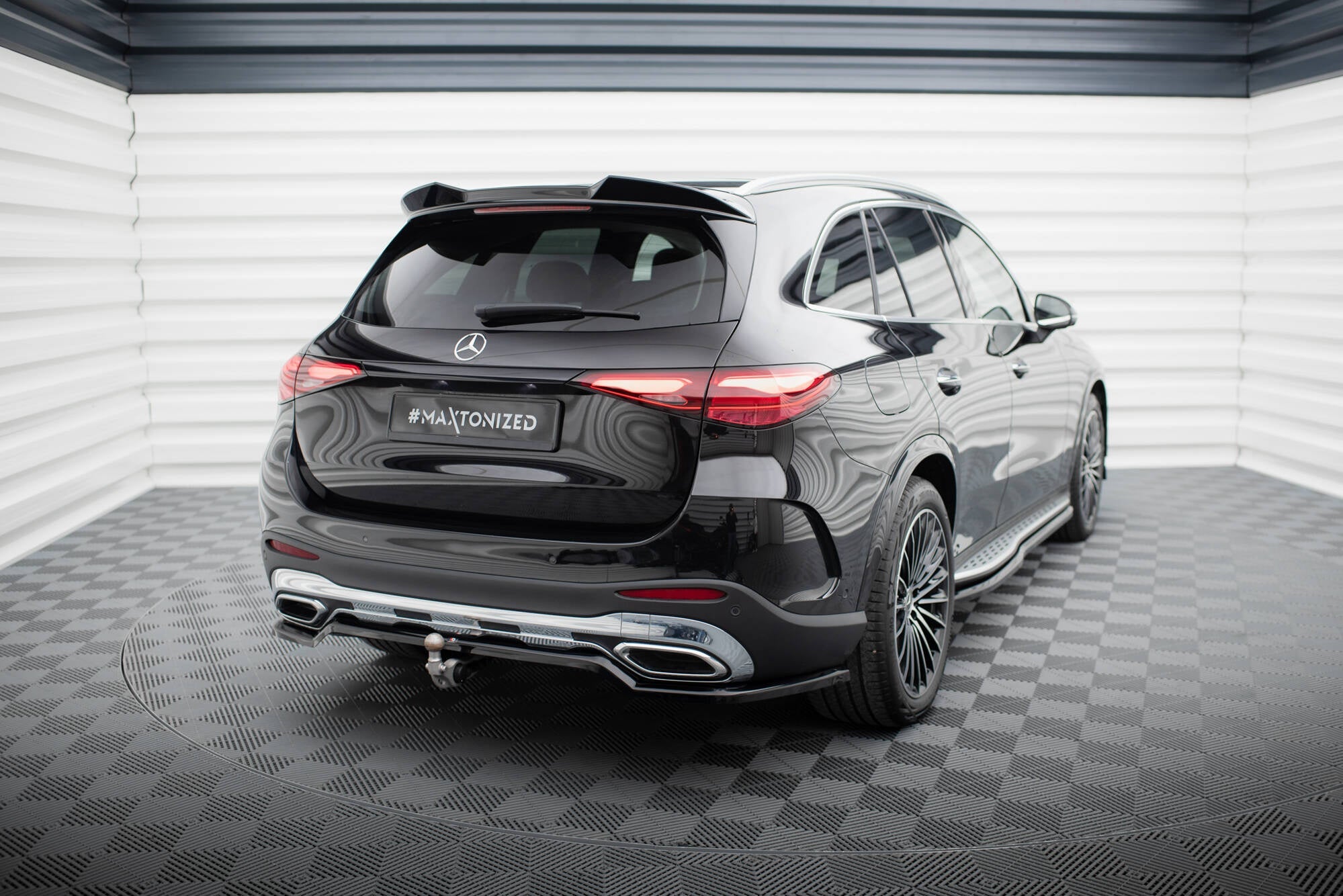 Maxton Design Set Of Splitters para Mercedes-Benz GLC AMG-Line X254 - imagen 10