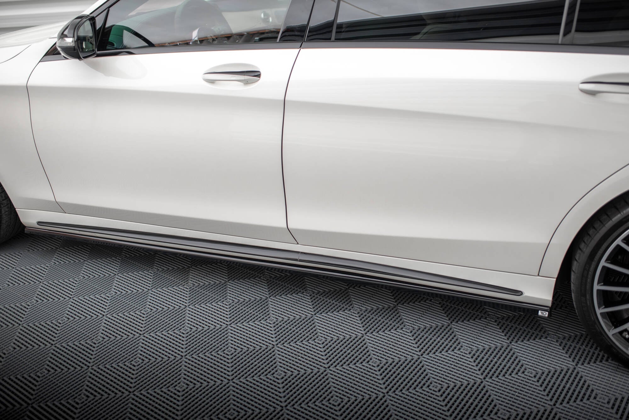 Maxton Design Set Of Splitters para Mercedes-Benz S Long AMG-Line W222 Facelift - imagen 6