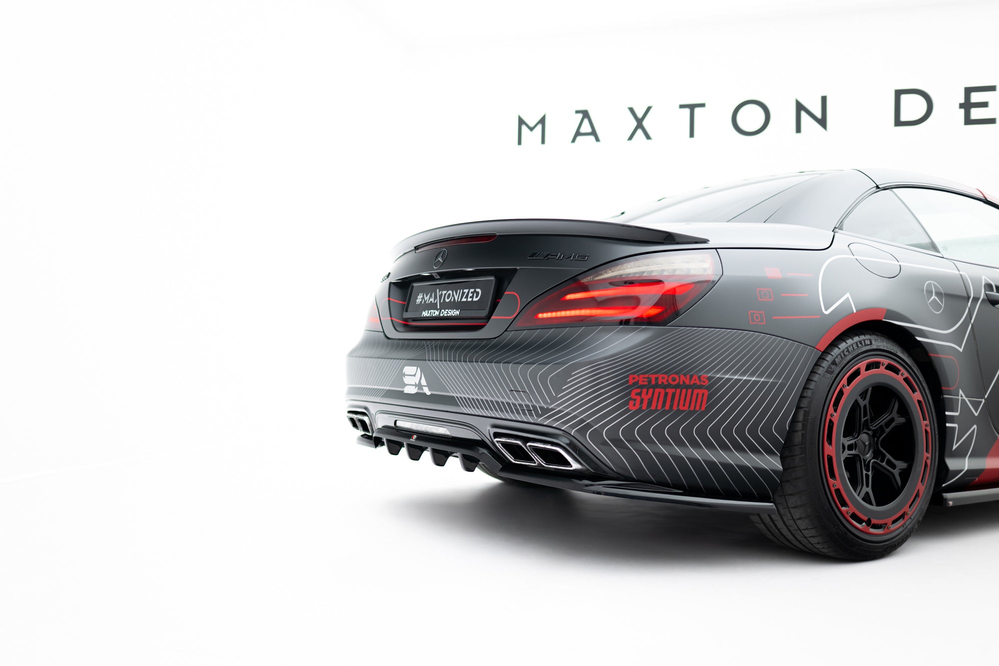 Maxton Design Set Of Splitters para Mercedes-Benz SL 63 AMG R231 - imagen 12