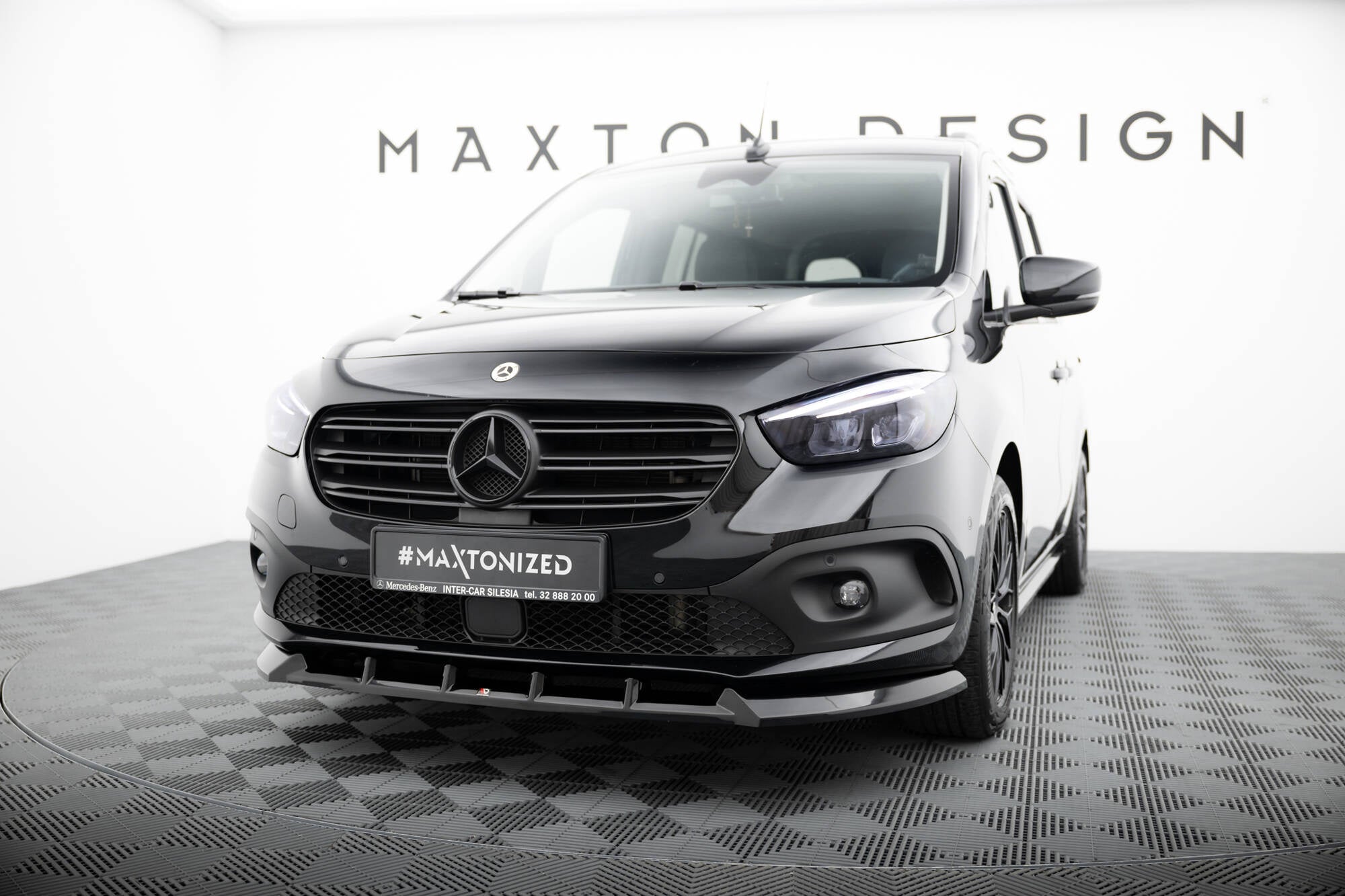 Maxton Design Set Of Splitters para Mercedes-Benz T W420 - imagen 3