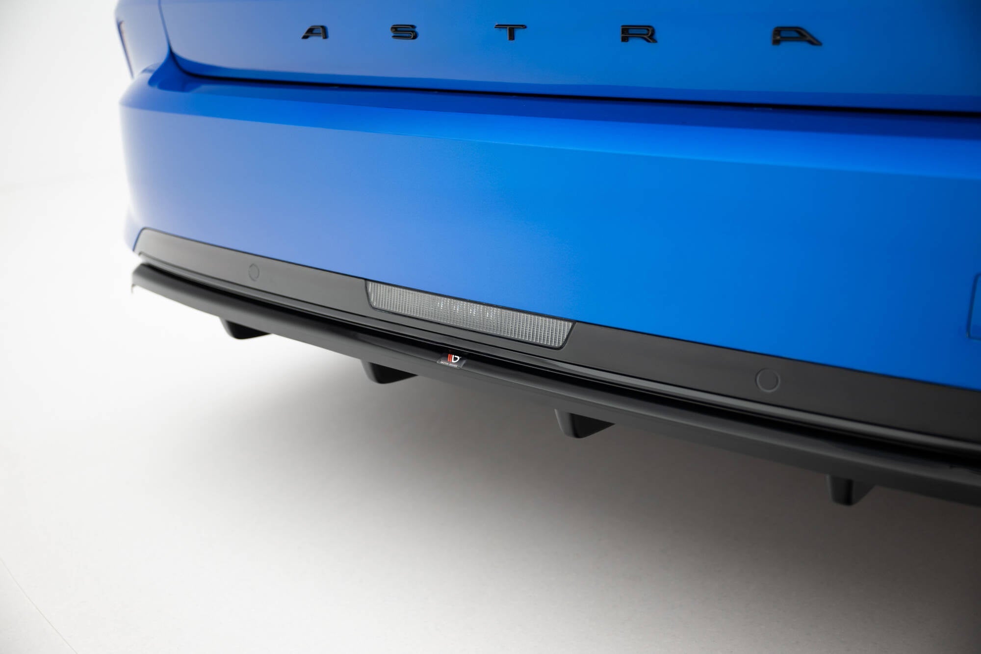 Maxton Design Set Of Splitters para Opel Astra Sports Tourer L (Mk6) - imagen 7