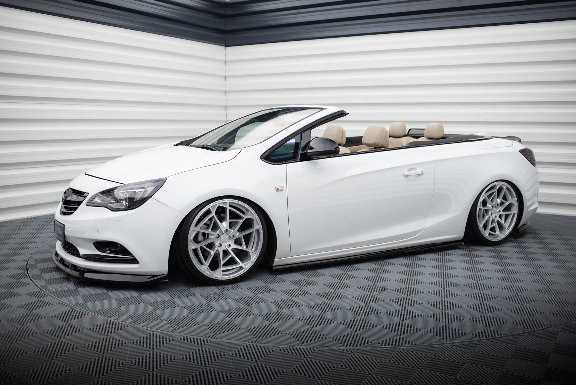 Maxton Design Set Of Splitters para Opel Cascada - imagen 1