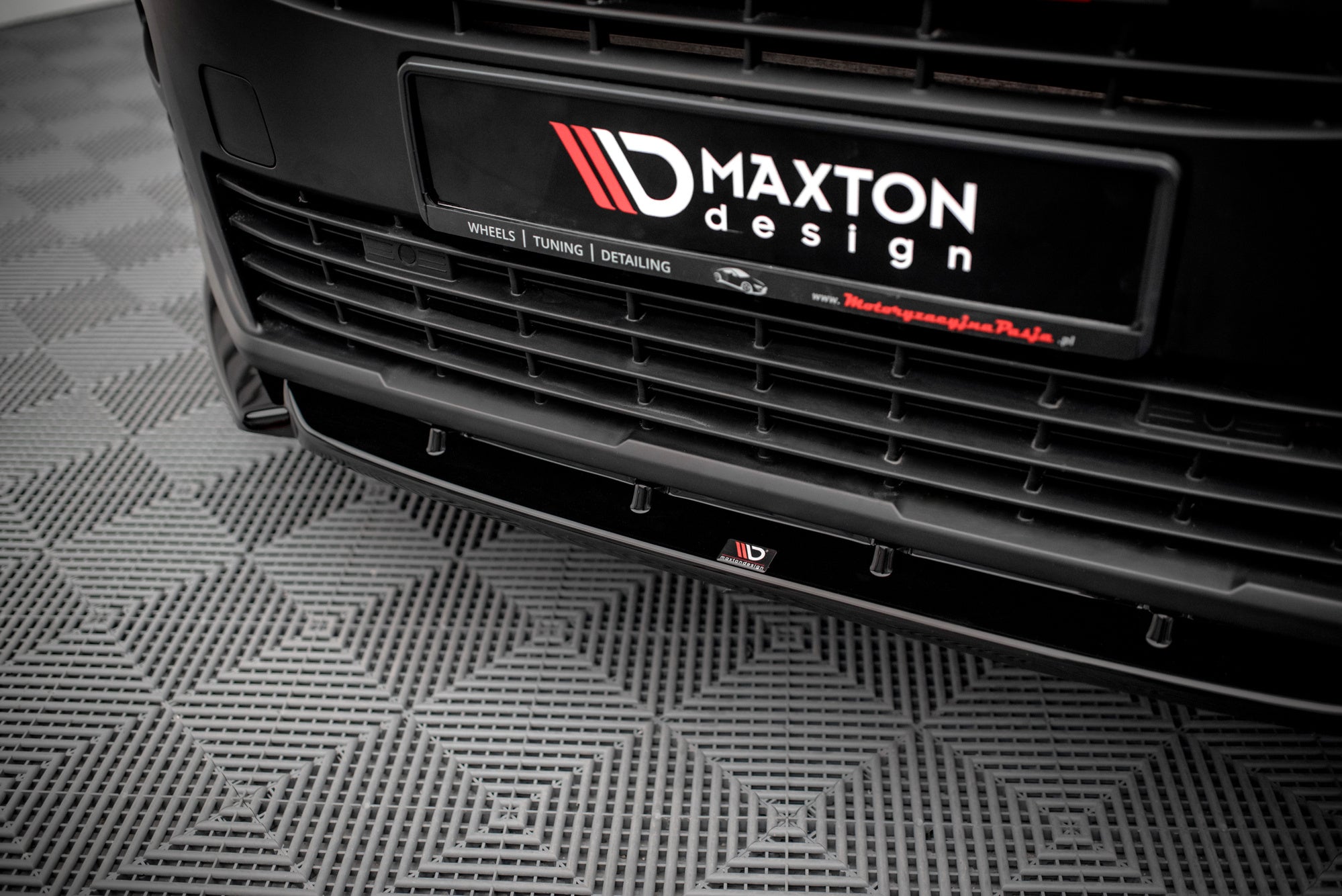Maxton Design Set Of Splitters para Peugeot Partner Mk3 - imagen 3