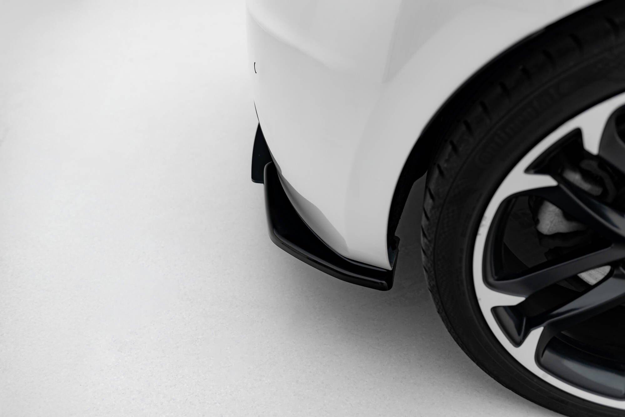Maxton Design Set Of Splitters para Peugeot RCZ Mk1 - imagen 9