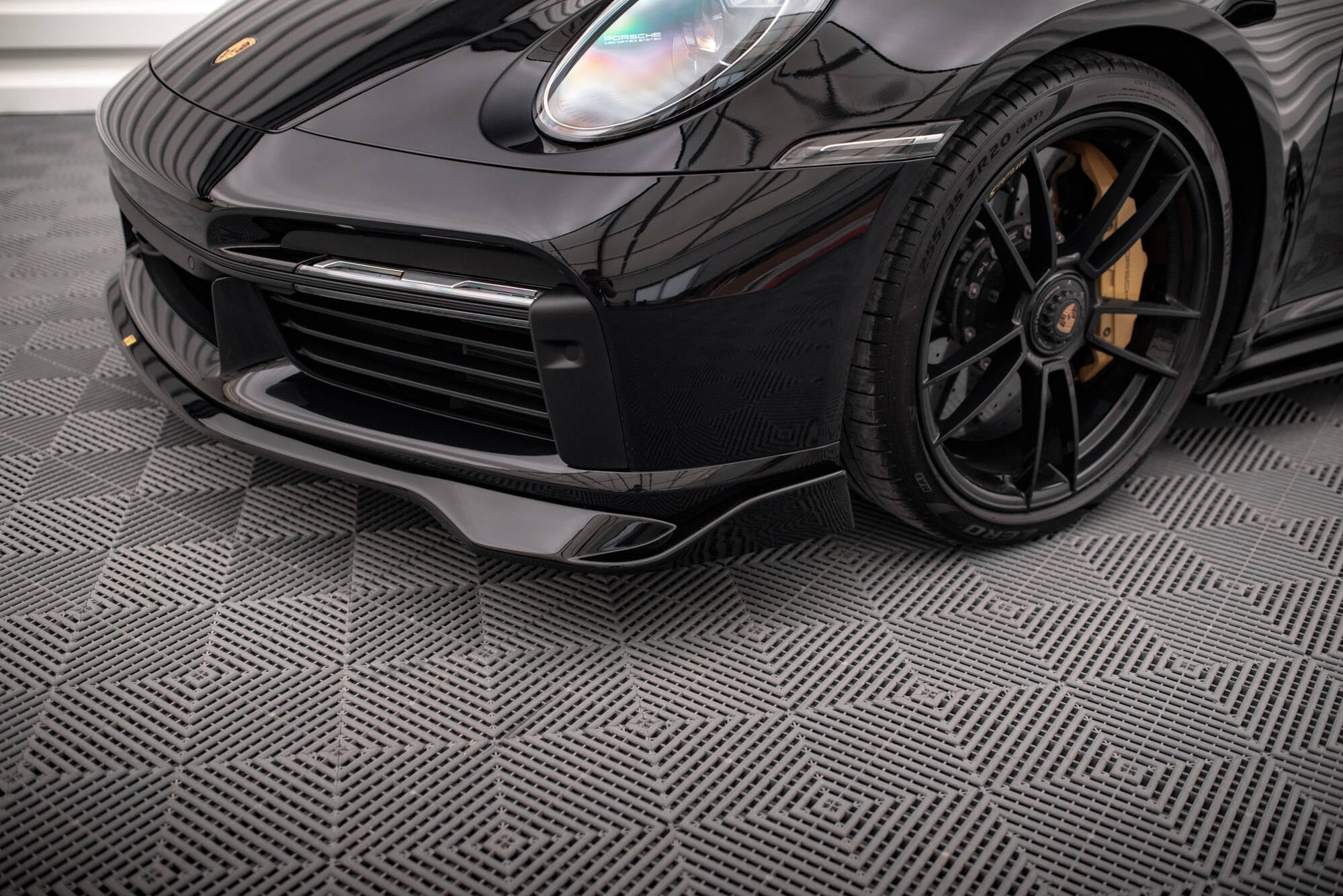 Maxton Design Set Of Splitters para Porsche 911 Turbo S 992 - imagen 5