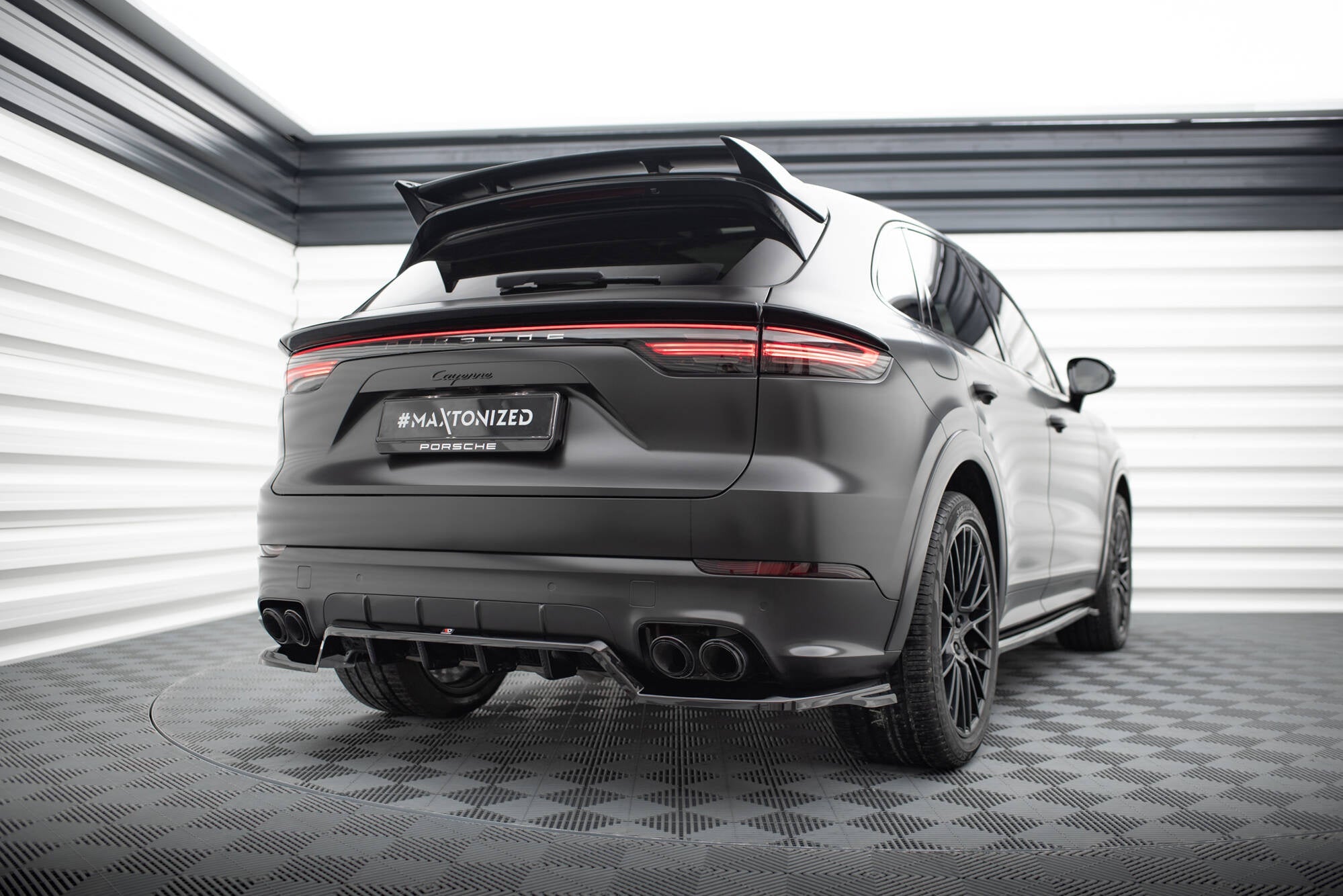 Maxton Design Set Of Splitters para Porsche Cayenne Sport Design SUV / Coupe Mk3 - imagen 9