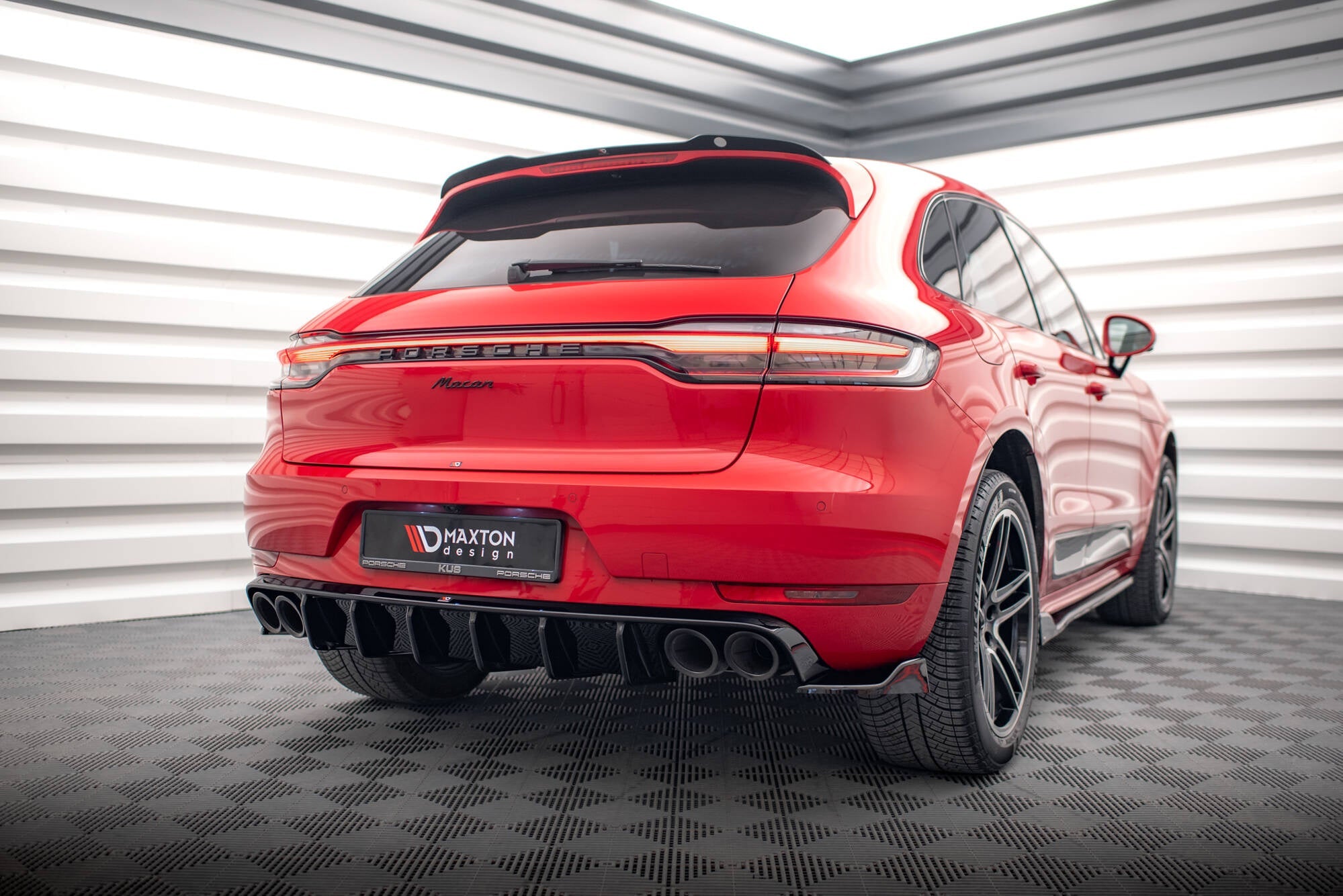 Maxton Design Set Of Splitters para Porsche Macan GTS / Sport Design Mk1 Facelift - imagen 13