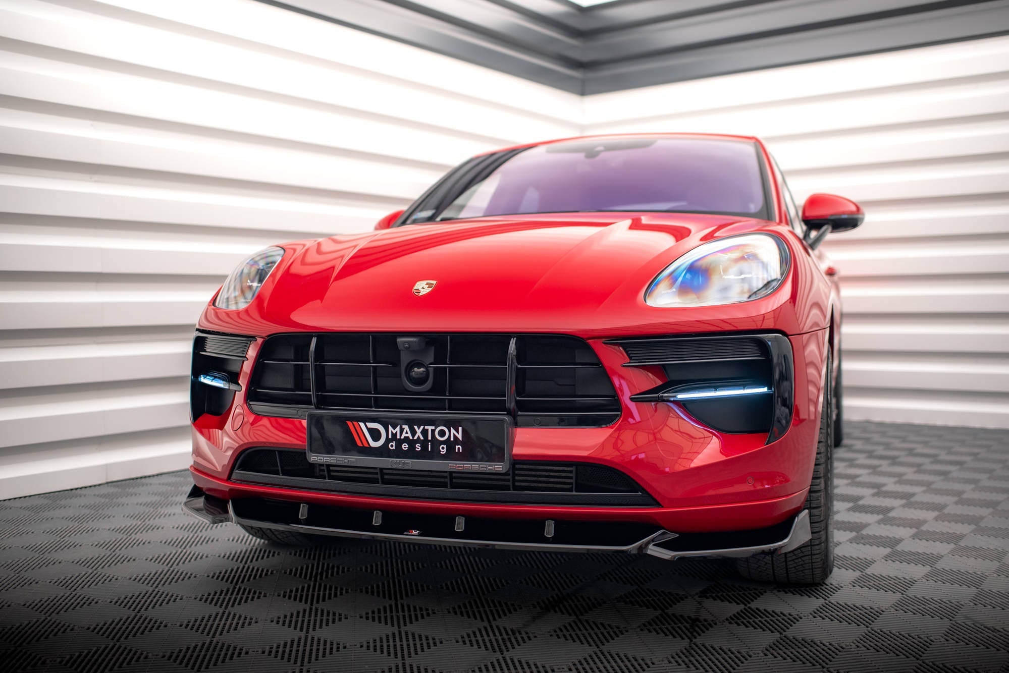Maxton Design Set Of Splitters para Porsche Macan GTS / Sport Design Mk1 Facelift - imagen 4