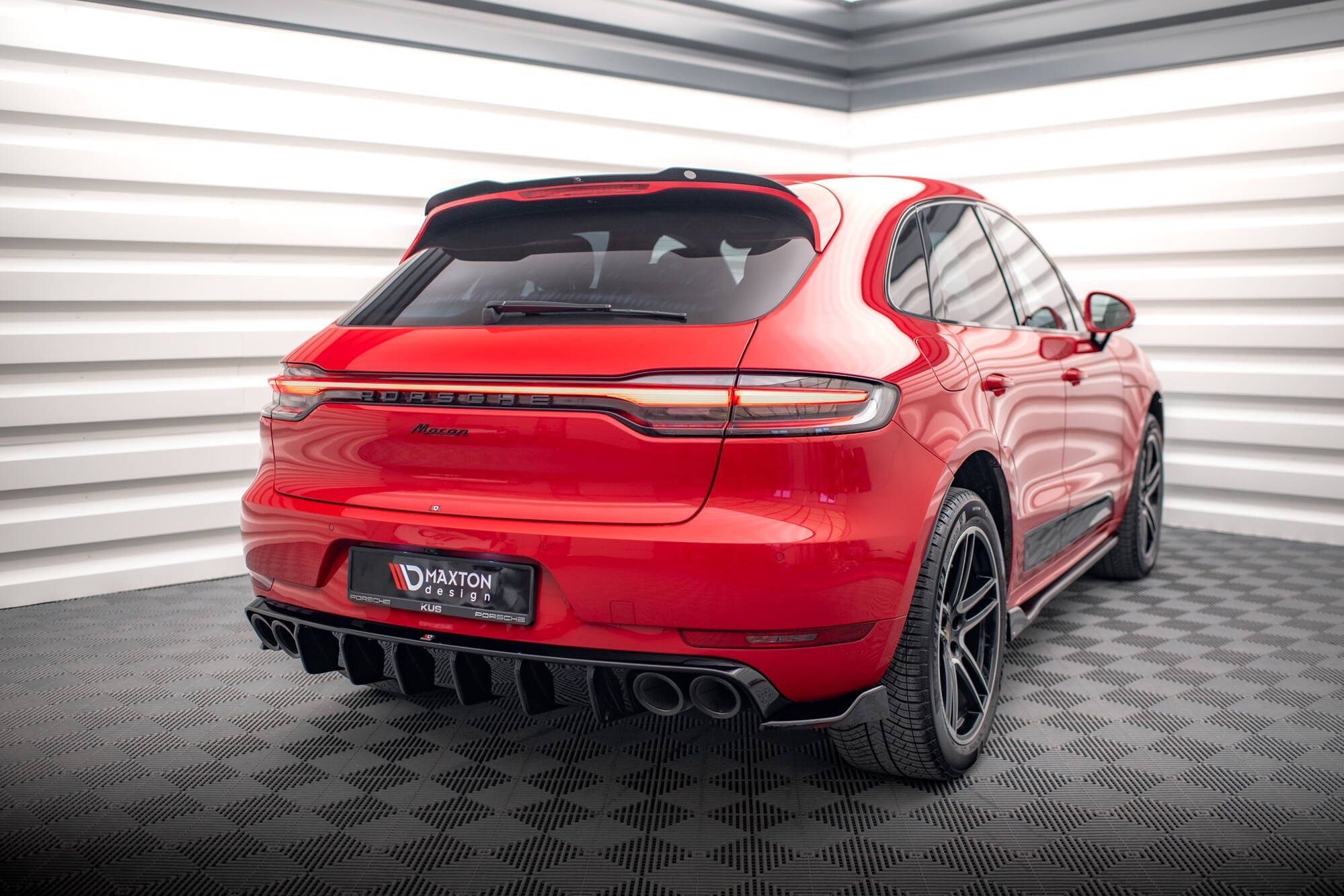 Maxton Design Set Of Splitters para Porsche Macan GTS / Sport Design Mk1 Facelift - imagen 7
