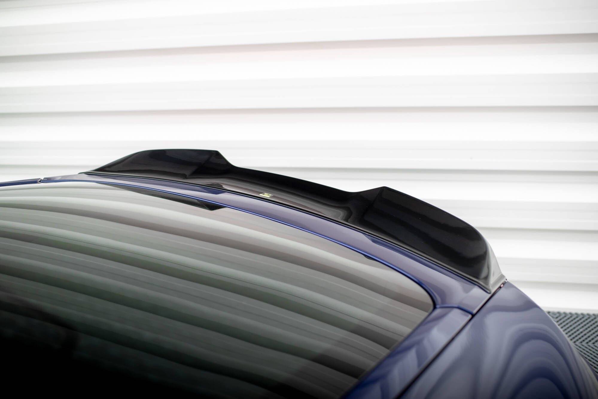 Maxton Design Set Of Splitters para Porsche Panamera E-Hybrid 971 Facelift - imagen 14