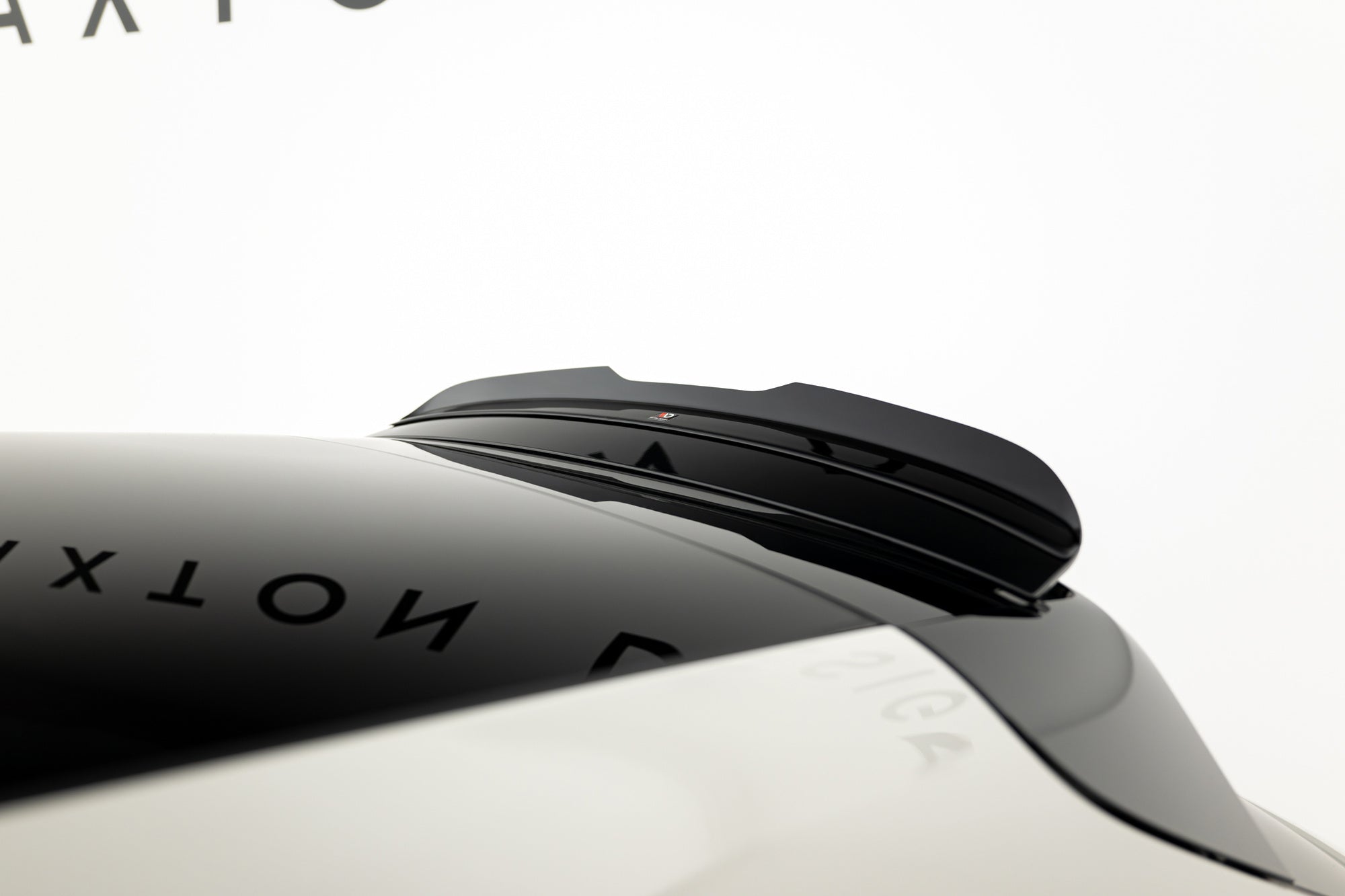 Maxton Design Set Of Splitters para Porsche Panamera GTS Sport Turismo 971 Facelift - imagen 14