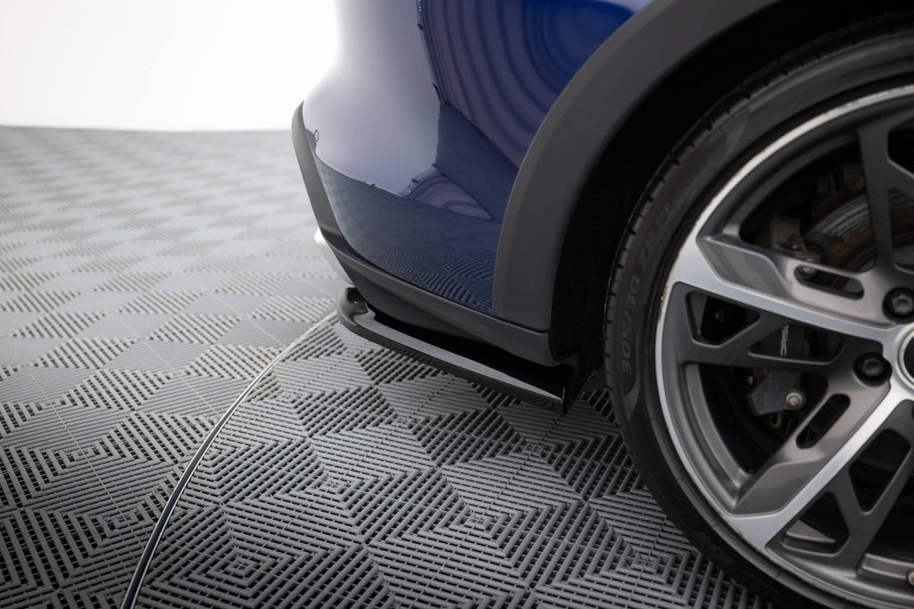 Maxton Design Set Of Splitters para Porsche Taycan Cross Turismo 4S - imagen 9