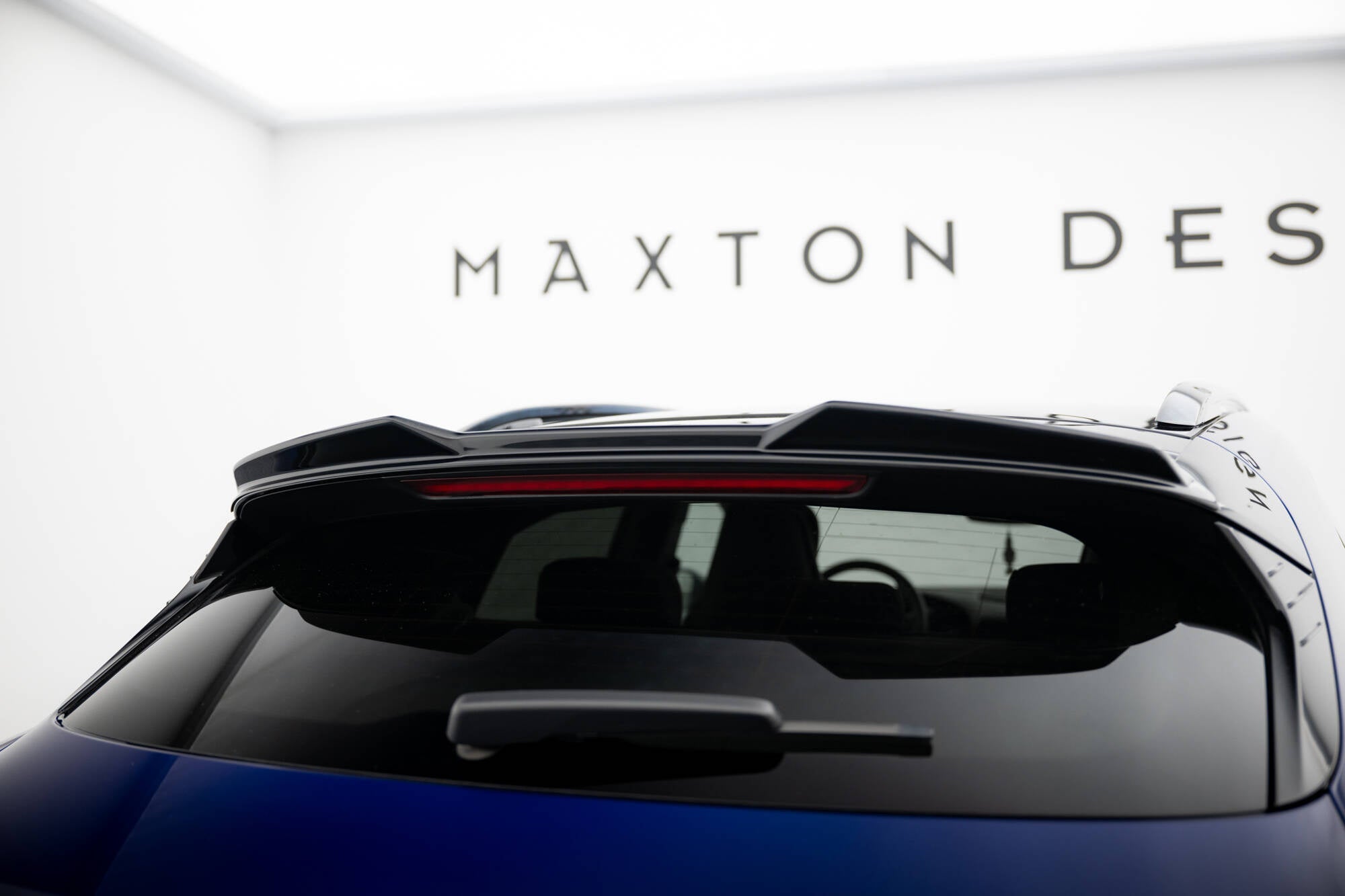 Maxton Design Set Of Splitters para Porsche Taycan Cross Turismo 4S - imagen 11