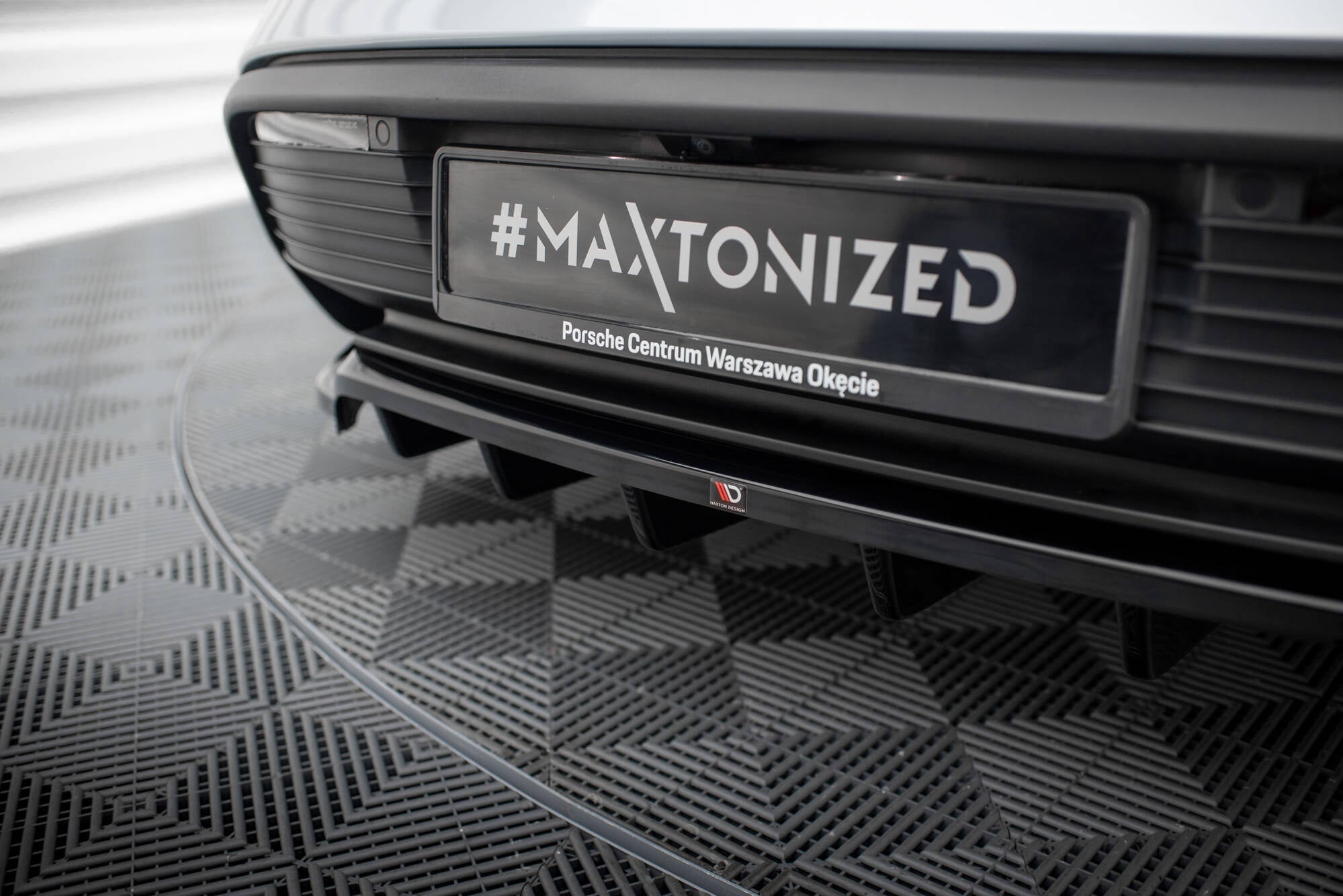 Maxton Design Set Of Splitters para Porsche Taycan / Taycan 4 / Taycan 4S / Taycan GTS Mk1 - imagen 10