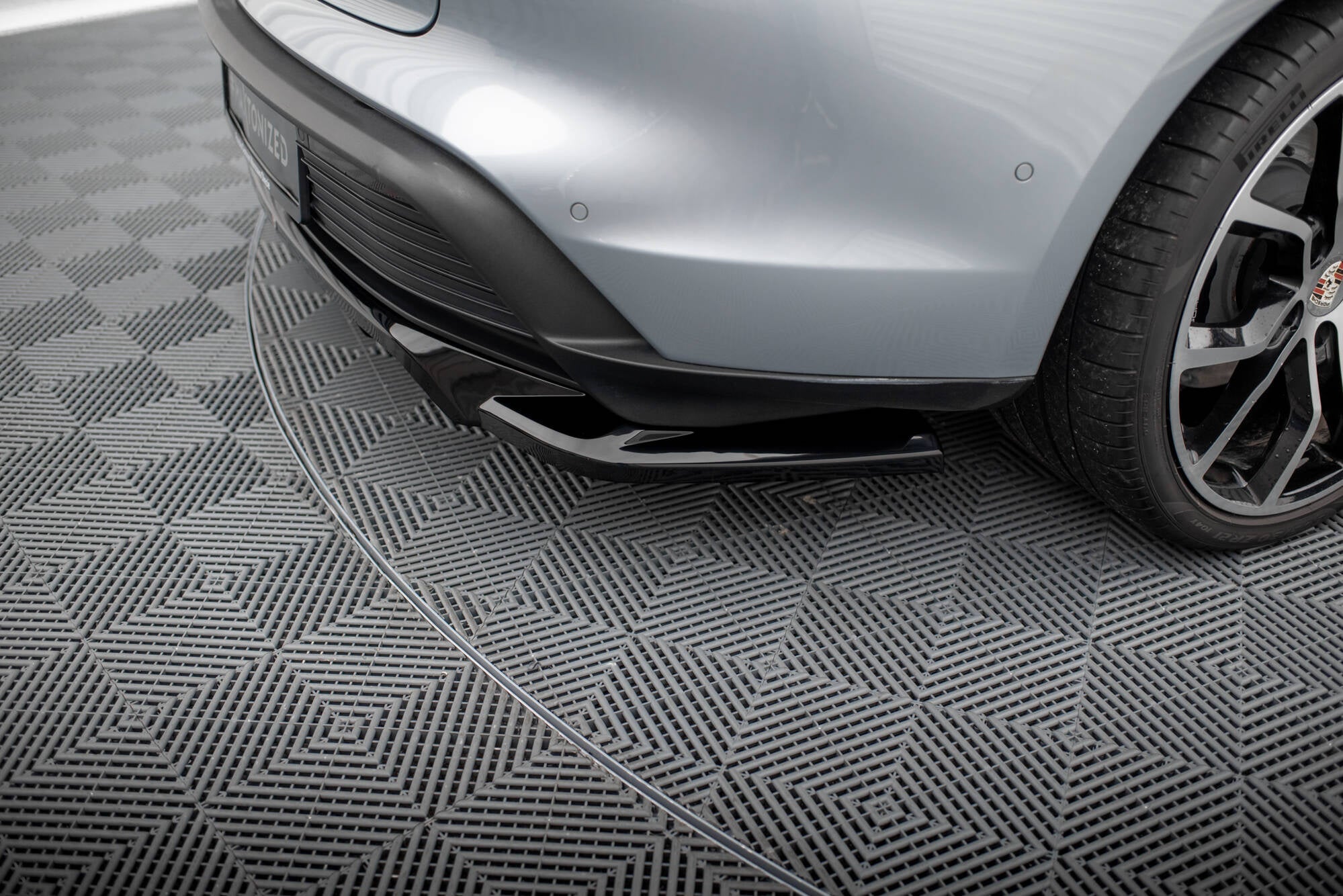 Maxton Design Set Of Splitters para Porsche Taycan / Taycan 4 / Taycan 4S / Taycan GTS Mk1 - imagen 12