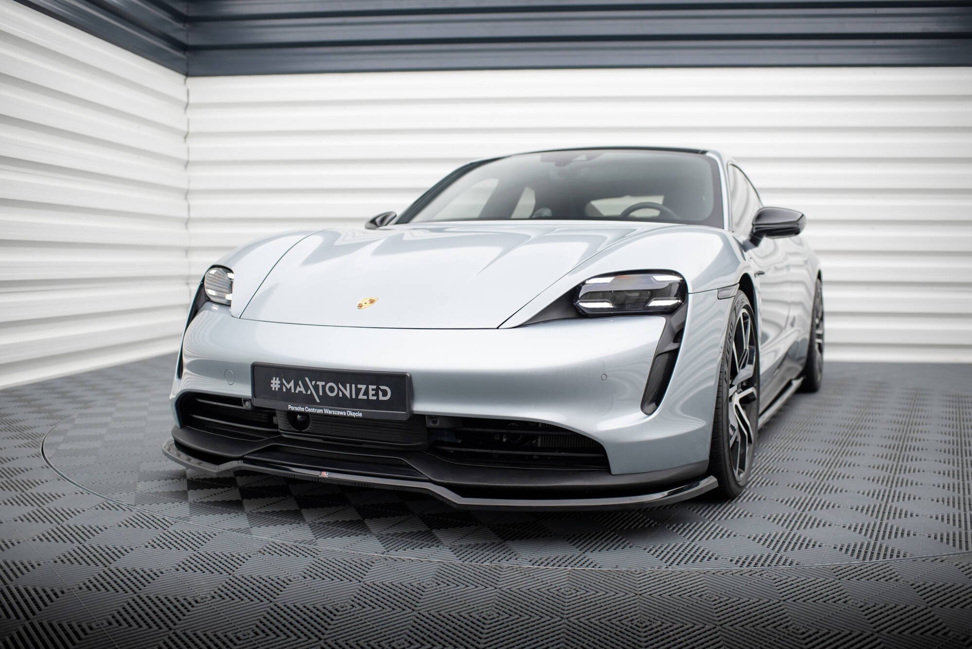 Maxton Design Set Of Splitters para Porsche Taycan / Taycan 4 / Taycan 4S / Taycan GTS Mk1 - imagen 3