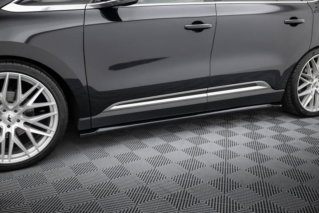 Maxton Design Set Of Splitters para Renault Espace Mk5 - imagen 5