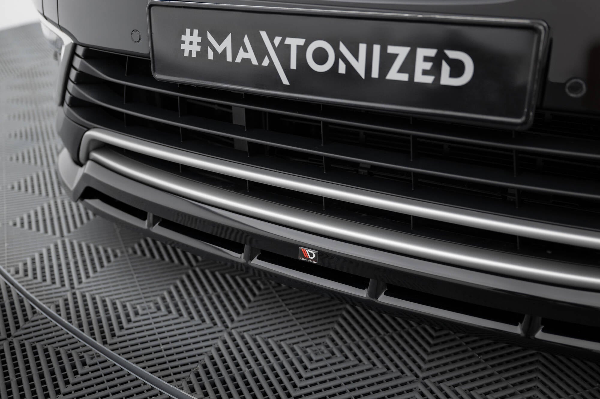 Maxton Design Set Of Splitters para Renault Espace Mk5 - imagen 3