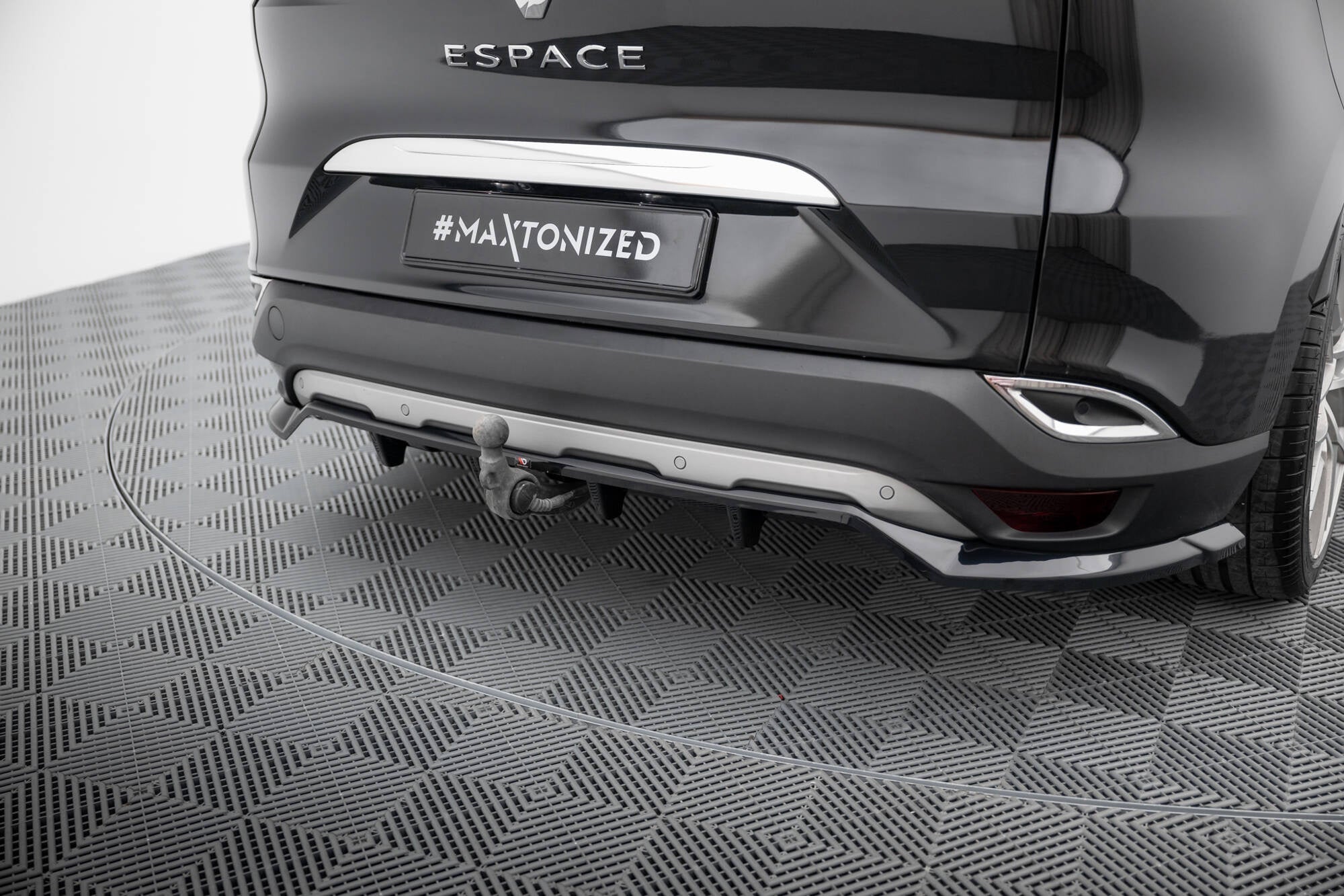 Maxton Design Set Of Splitters para Renault Espace Mk5 - imagen 8